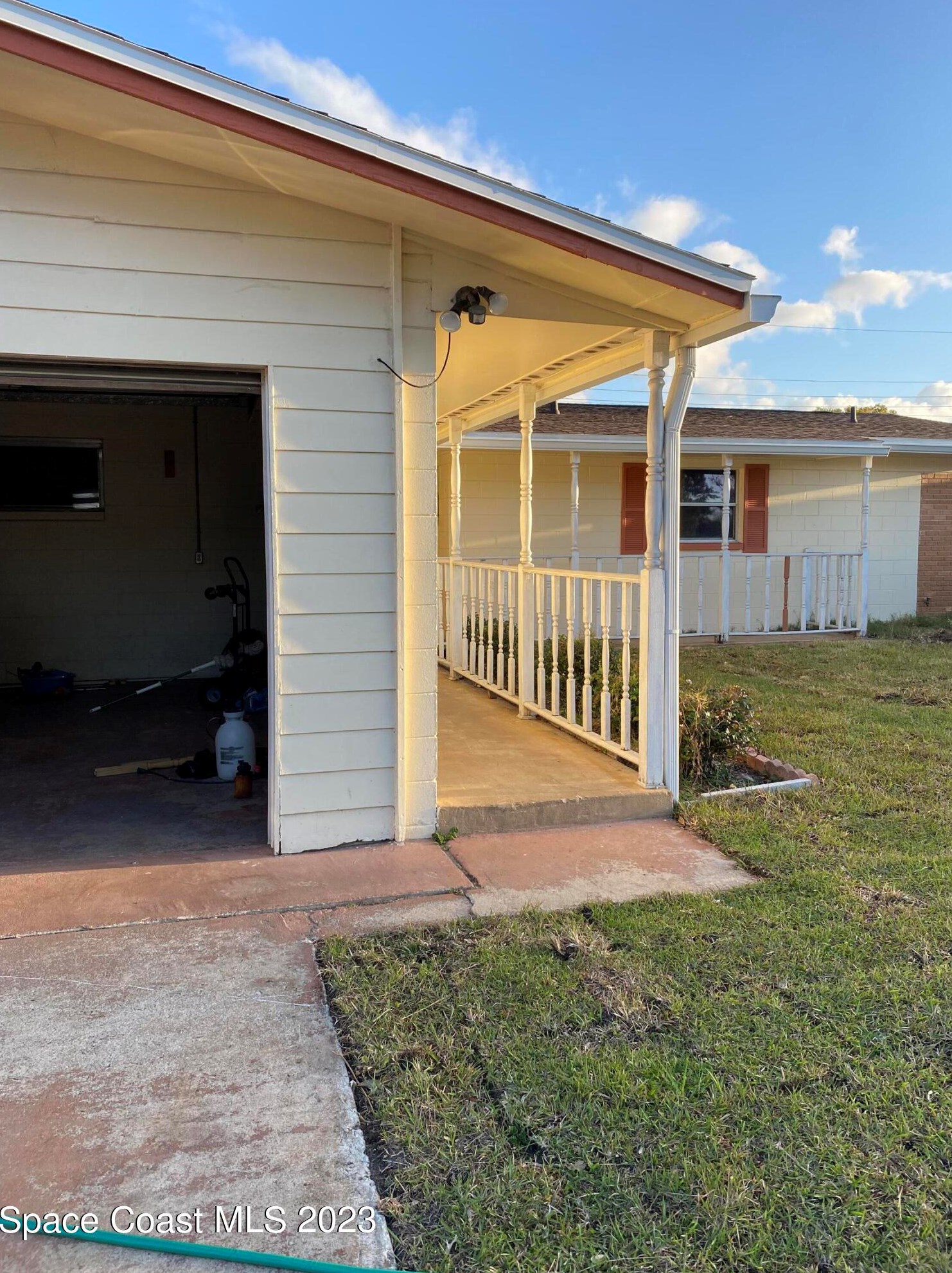 580 Sunrise Dr, Titusville, FL 32780