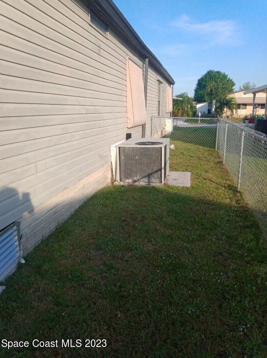 910 Oleander Cir #2, Sebastian, FL 32976