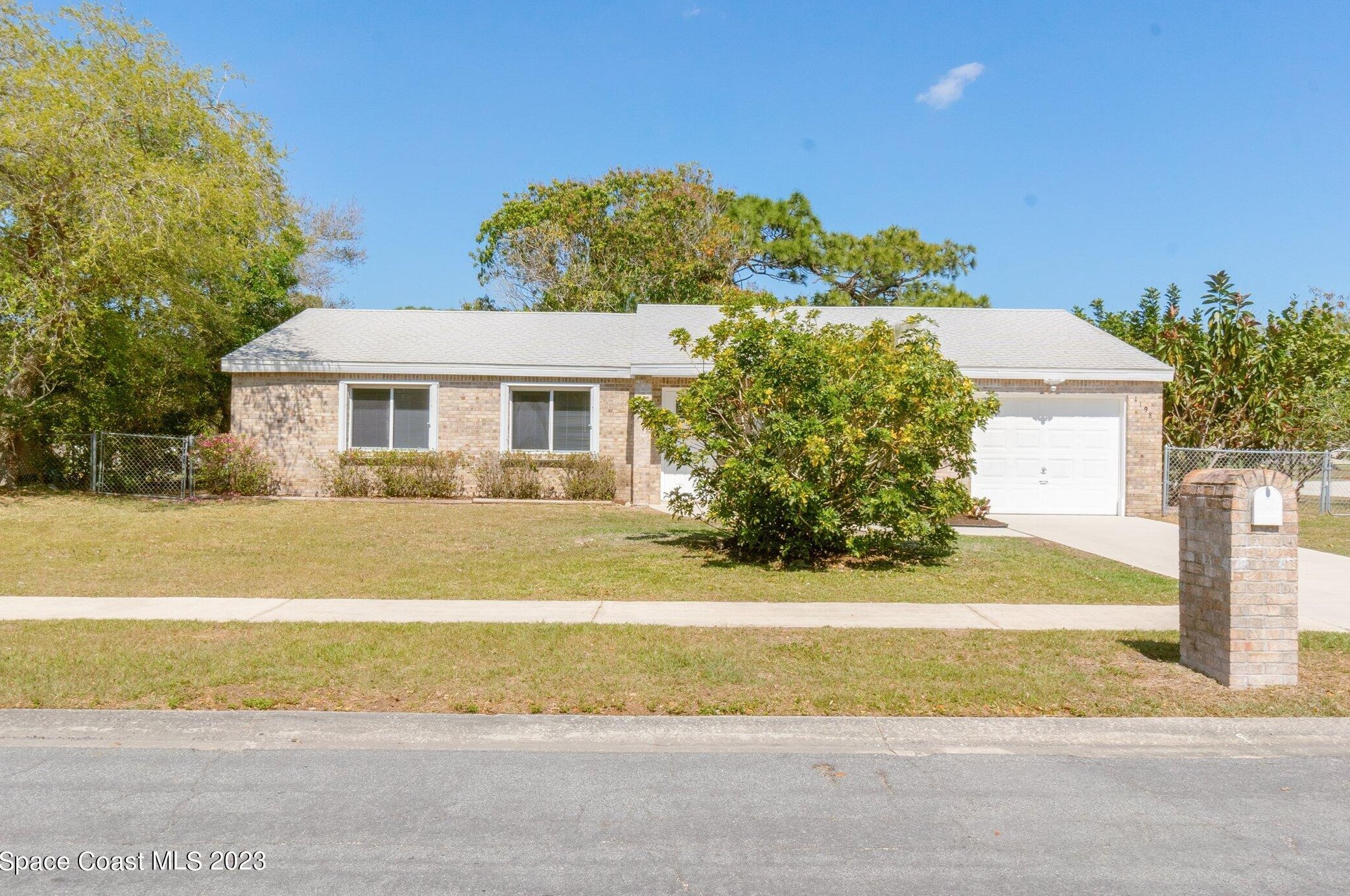 1198 Galty Cir, Melbourne, FL 32905-3752