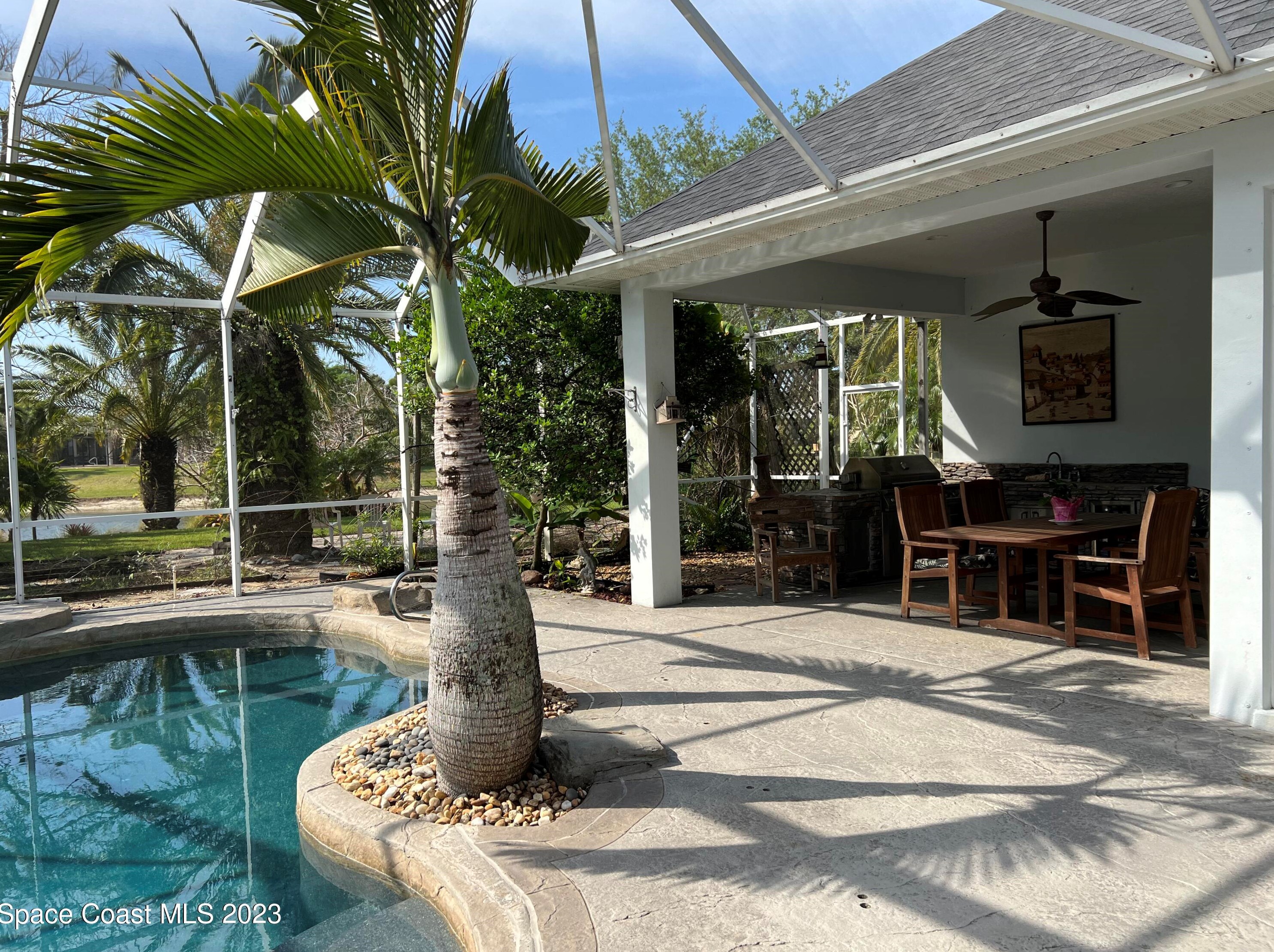 1840 Winding Ridge Cir, Melbourne FL  32909-2314 exterior