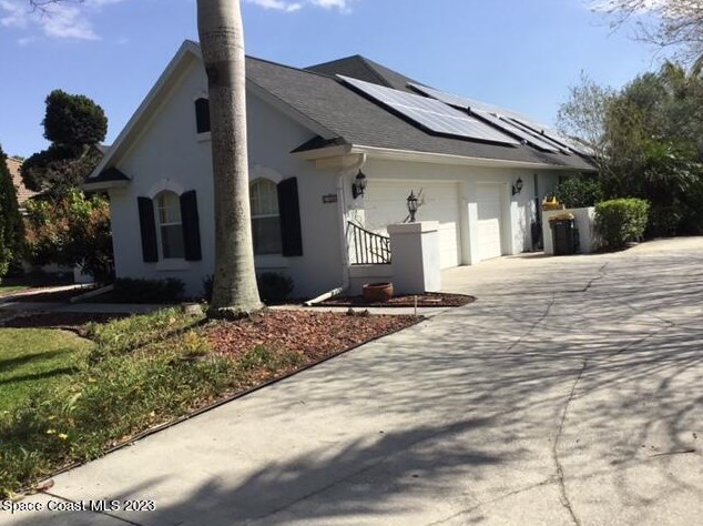 1840 Winding Ridge Cir, Melbourne FL  32909-2314 exterior