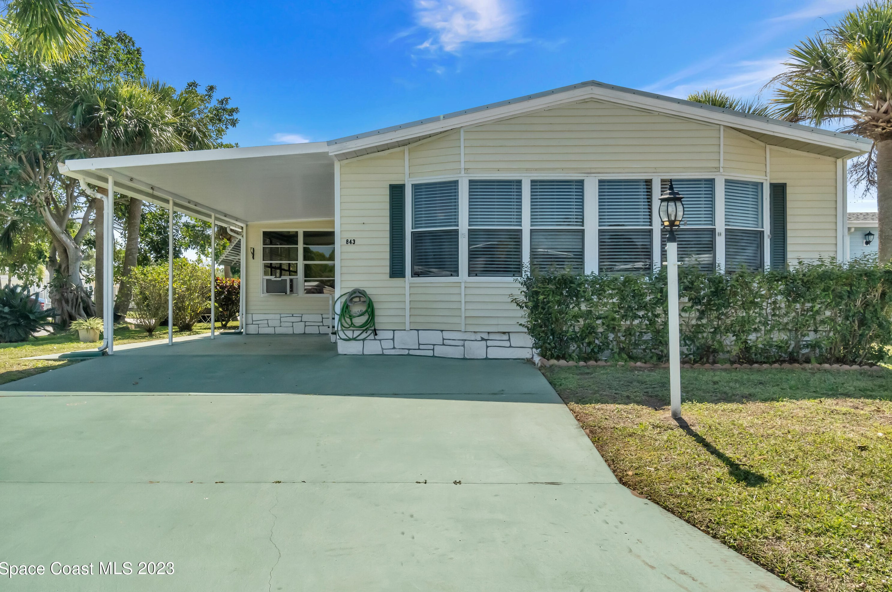 843 Sapodilla Dr, Sebastian, FL 32976
