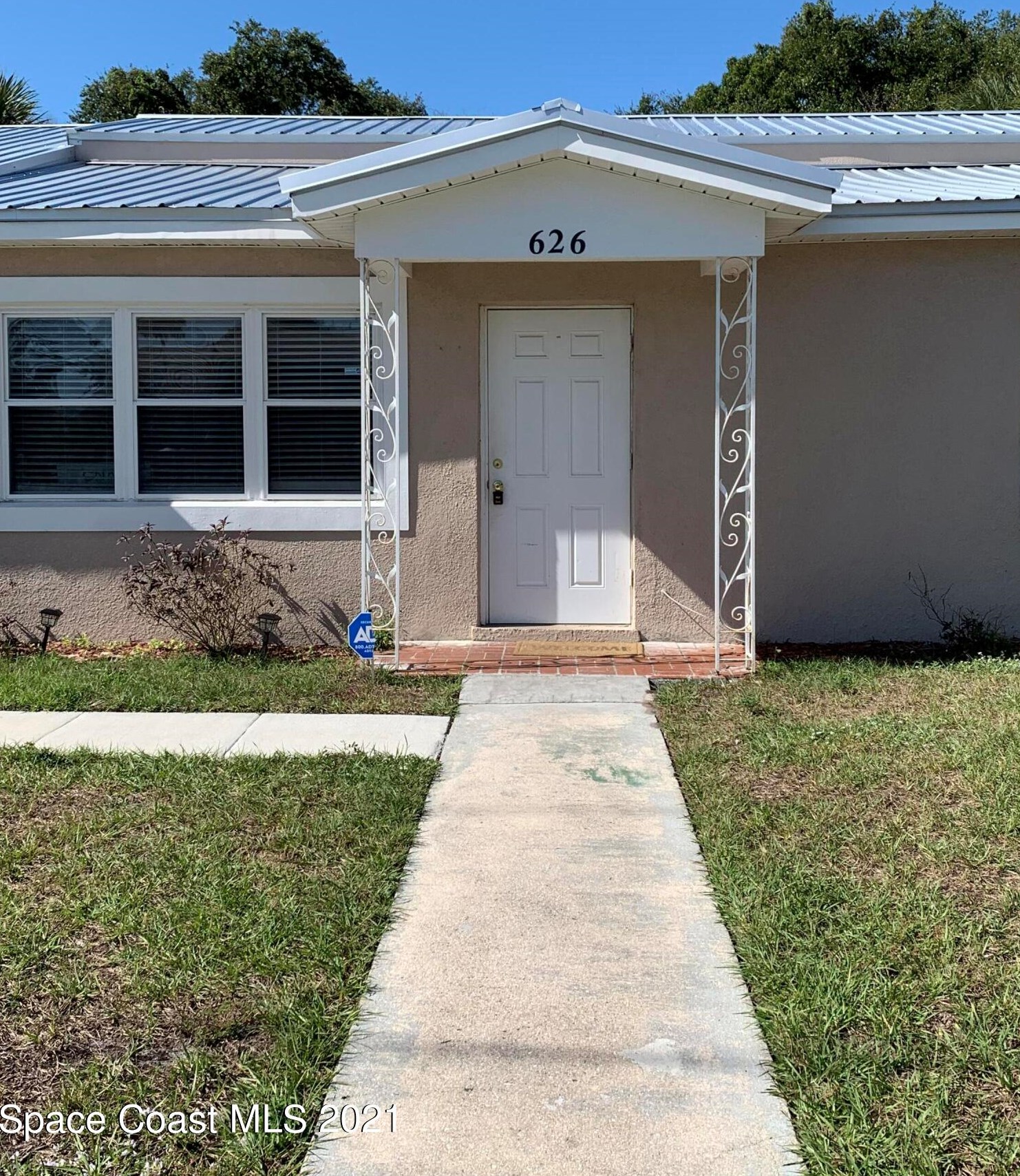 626 S Deleon Ave, Titusville, FL 32796