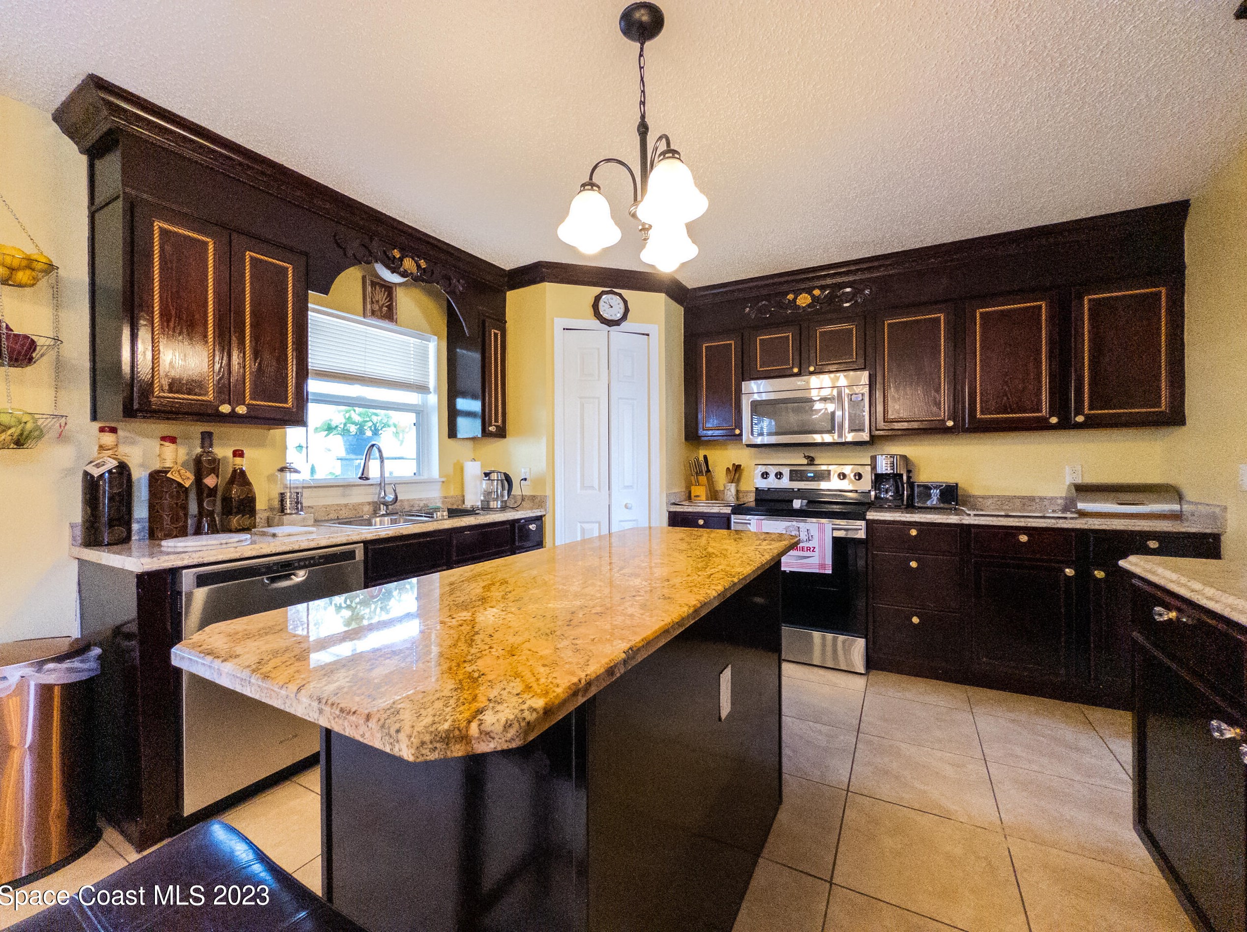 1560 Las Palmos Dr, Melbourne FL 32908-1123 exterior