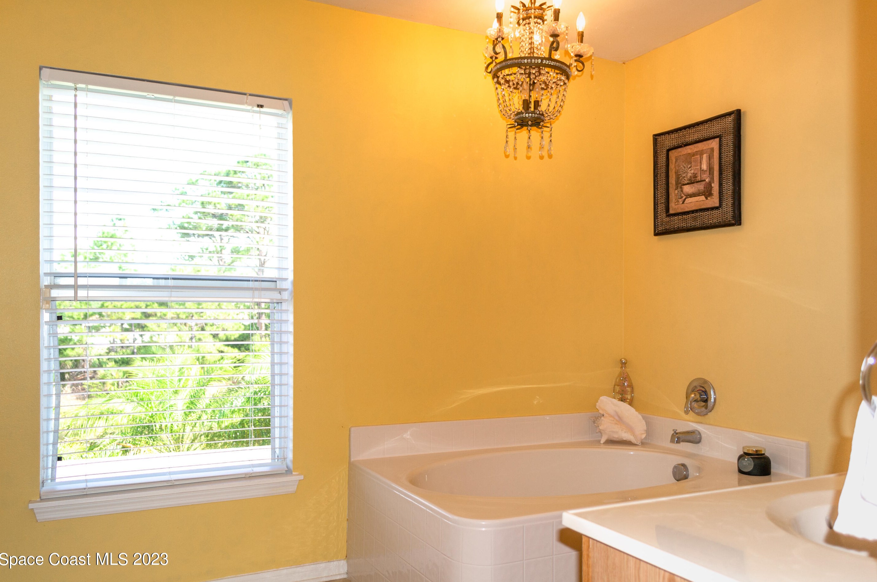 1560 Las Palmos Dr, Melbourne FL 32908-1123 exterior