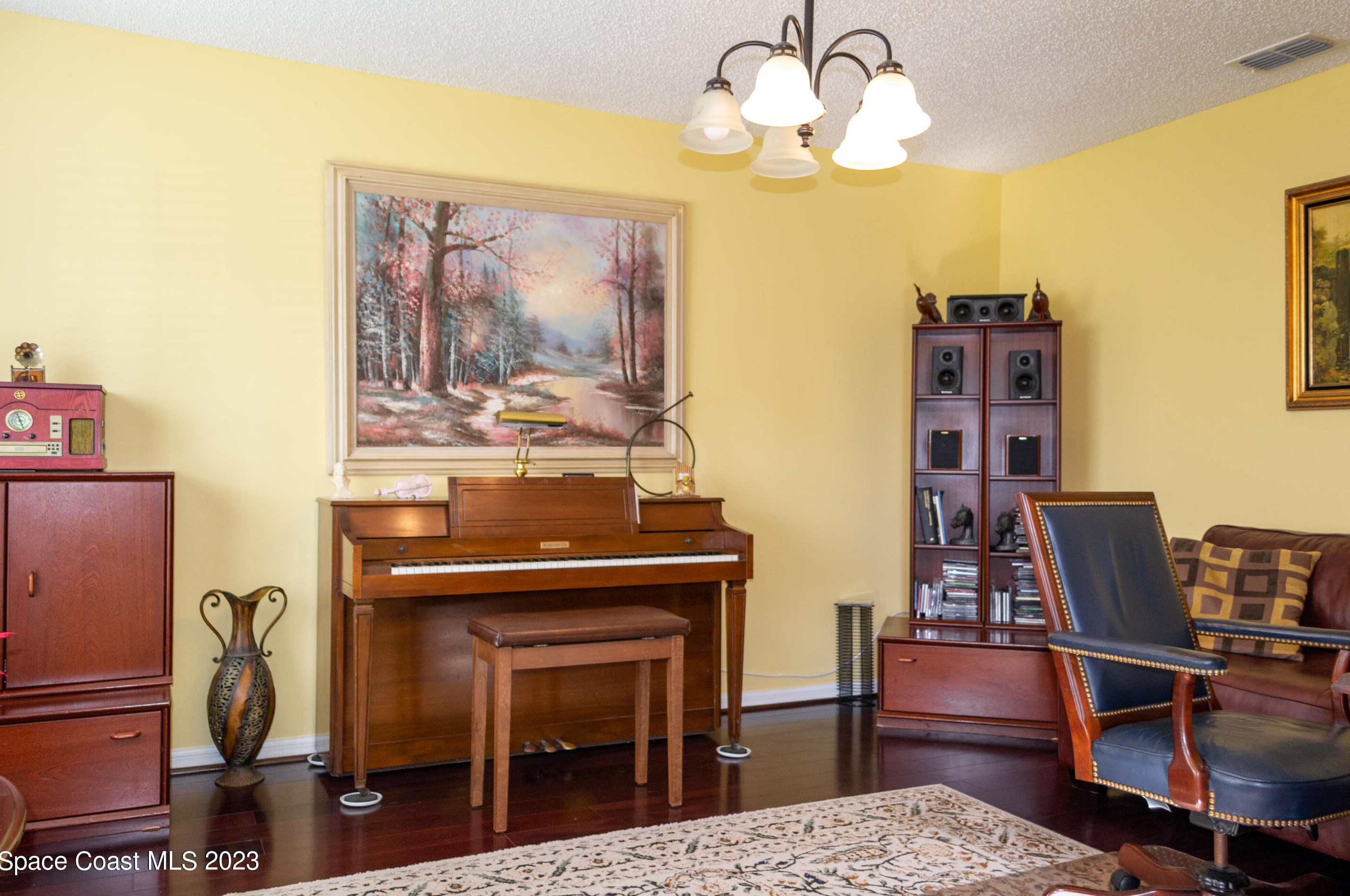 1560 Las Palmos Dr, Melbourne FL 32908-1123 exterior