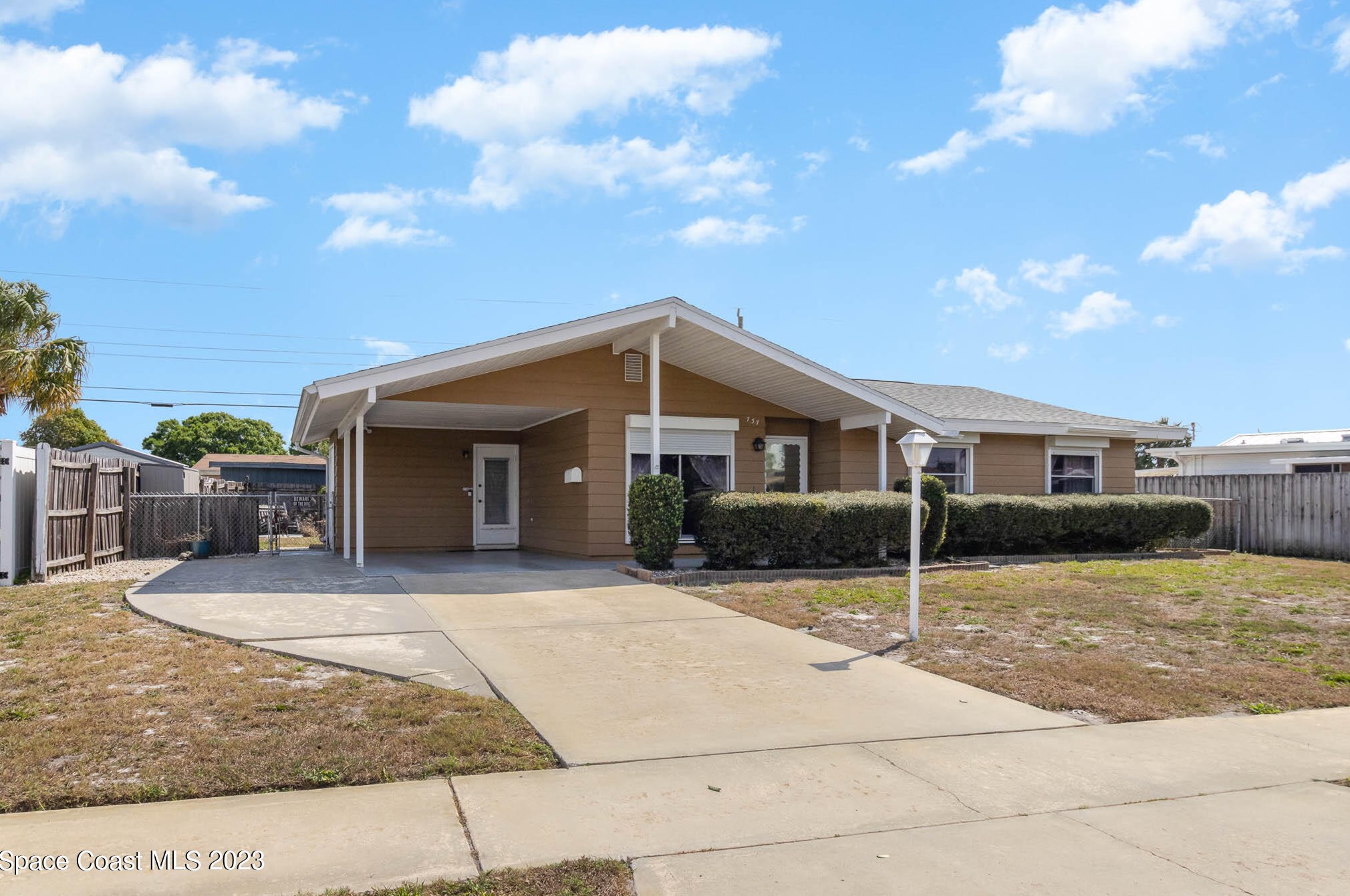 737 Cadez St, Melbourne, FL 32905-5832