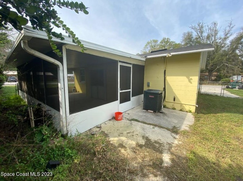 10308 Dobell Rd, Jacksonville FL  32246-6443 exterior