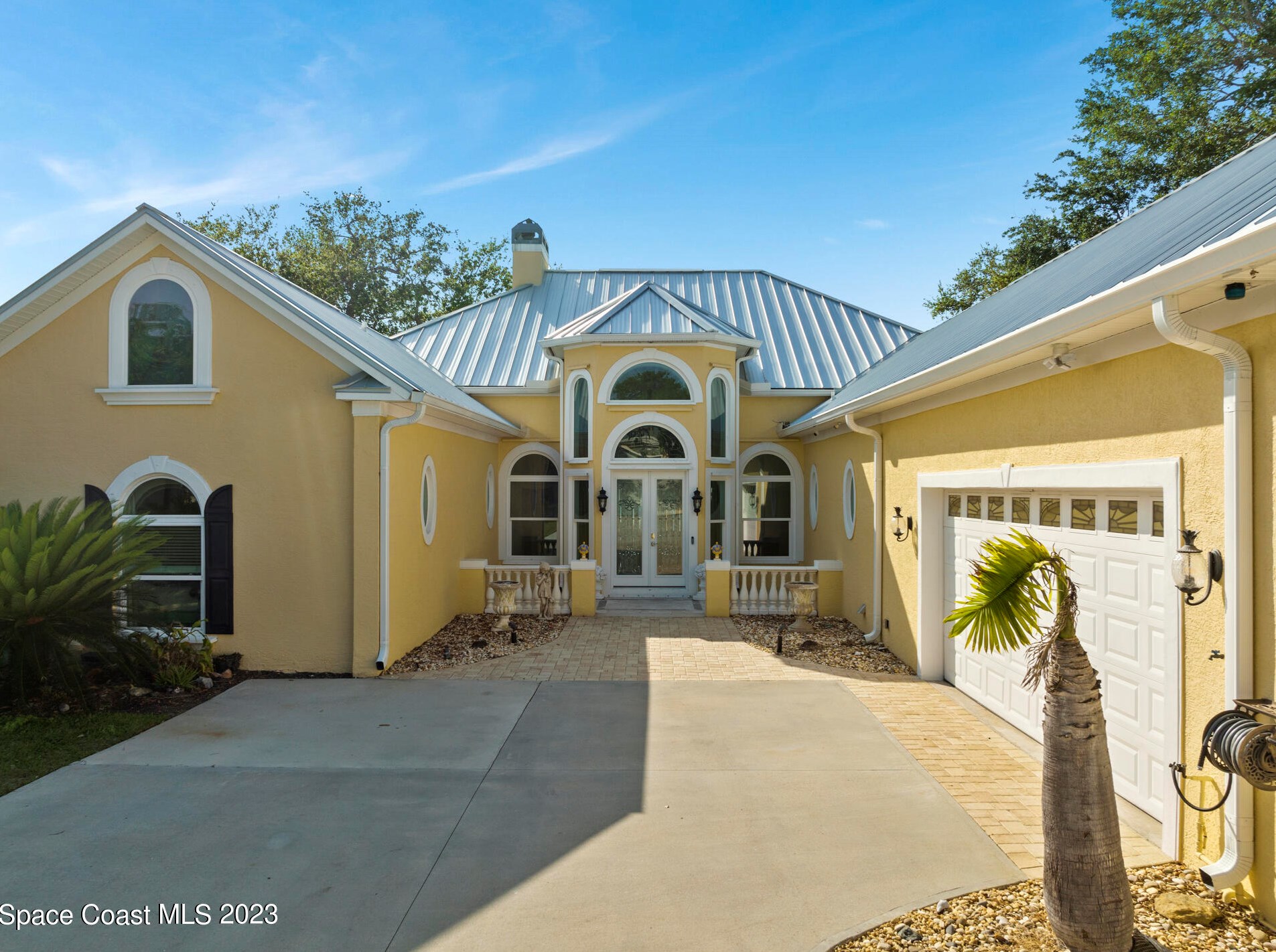 7865 S Tropical Trail, Merritt Island, FL 32952