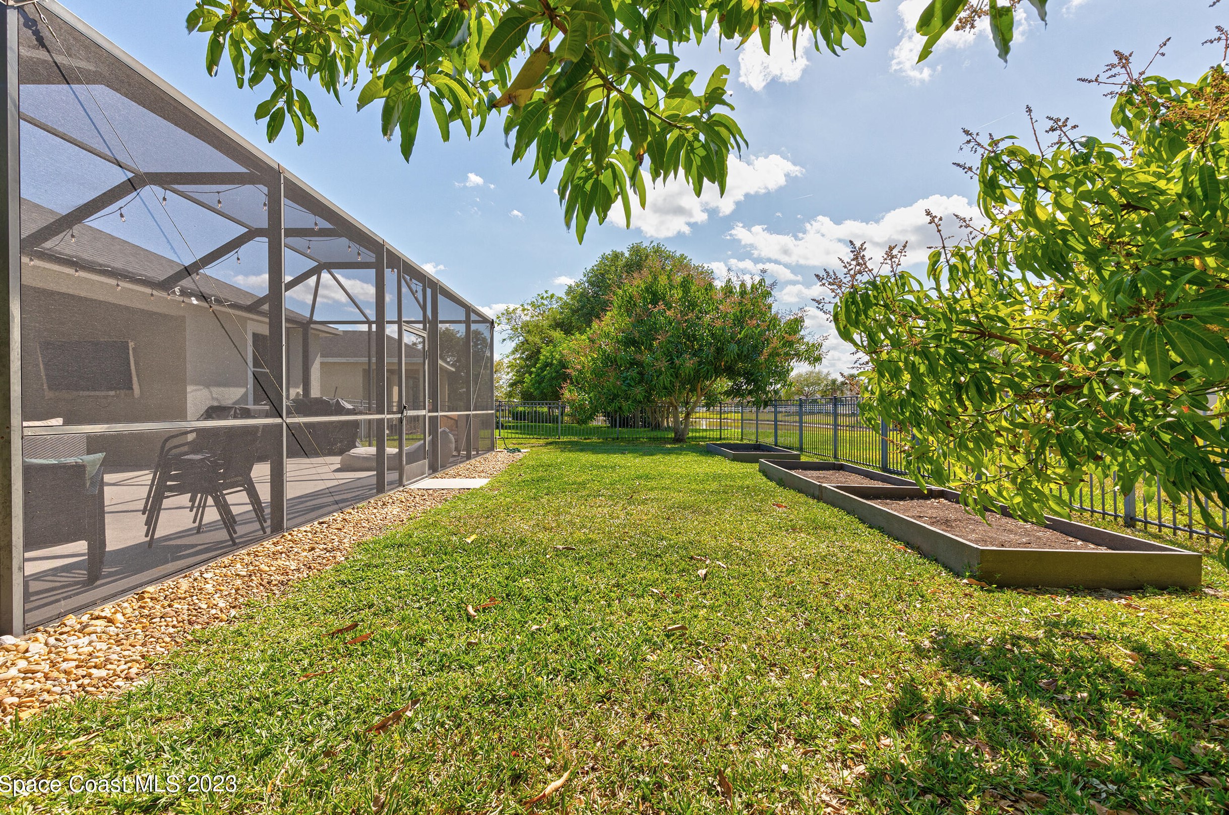 6184 Trieda Dr, Melbourne FL  32940-8072 exterior