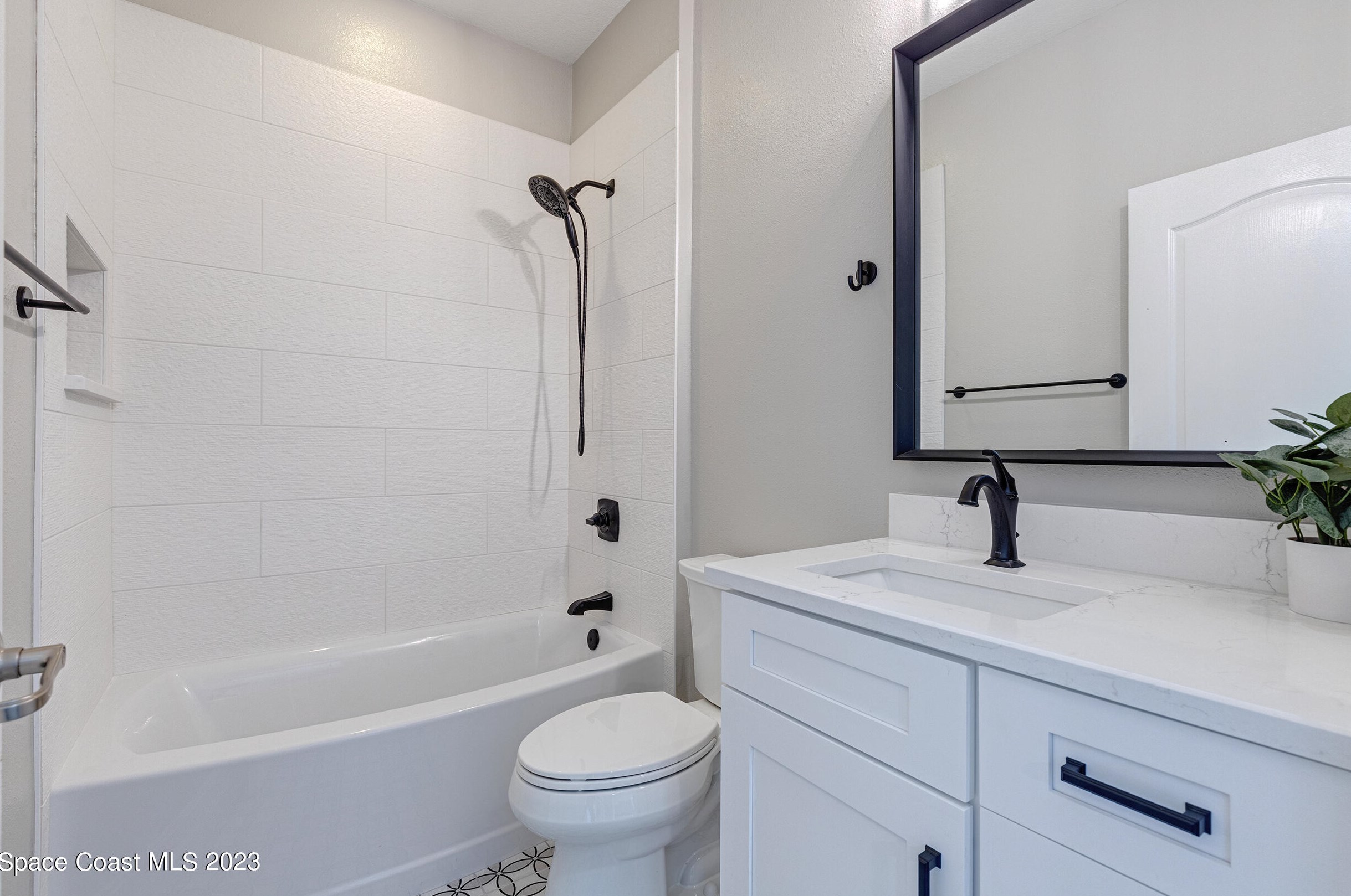 6184 Trieda Dr, Melbourne FL  32940-8072 exterior