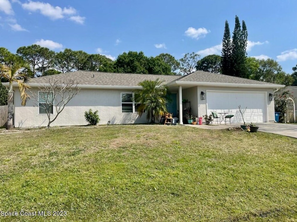 1333 Prospect Cir, Melbourne FL  32907-1130 exterior