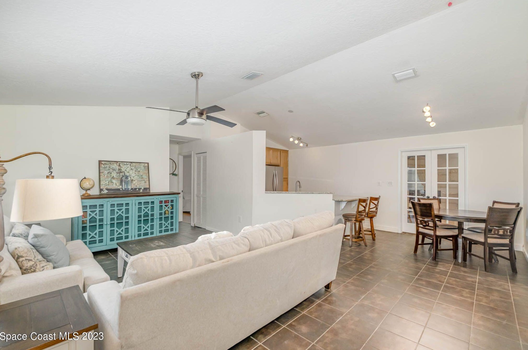 1333 Prospect Cir, Melbourne FL  32907-1130 exterior