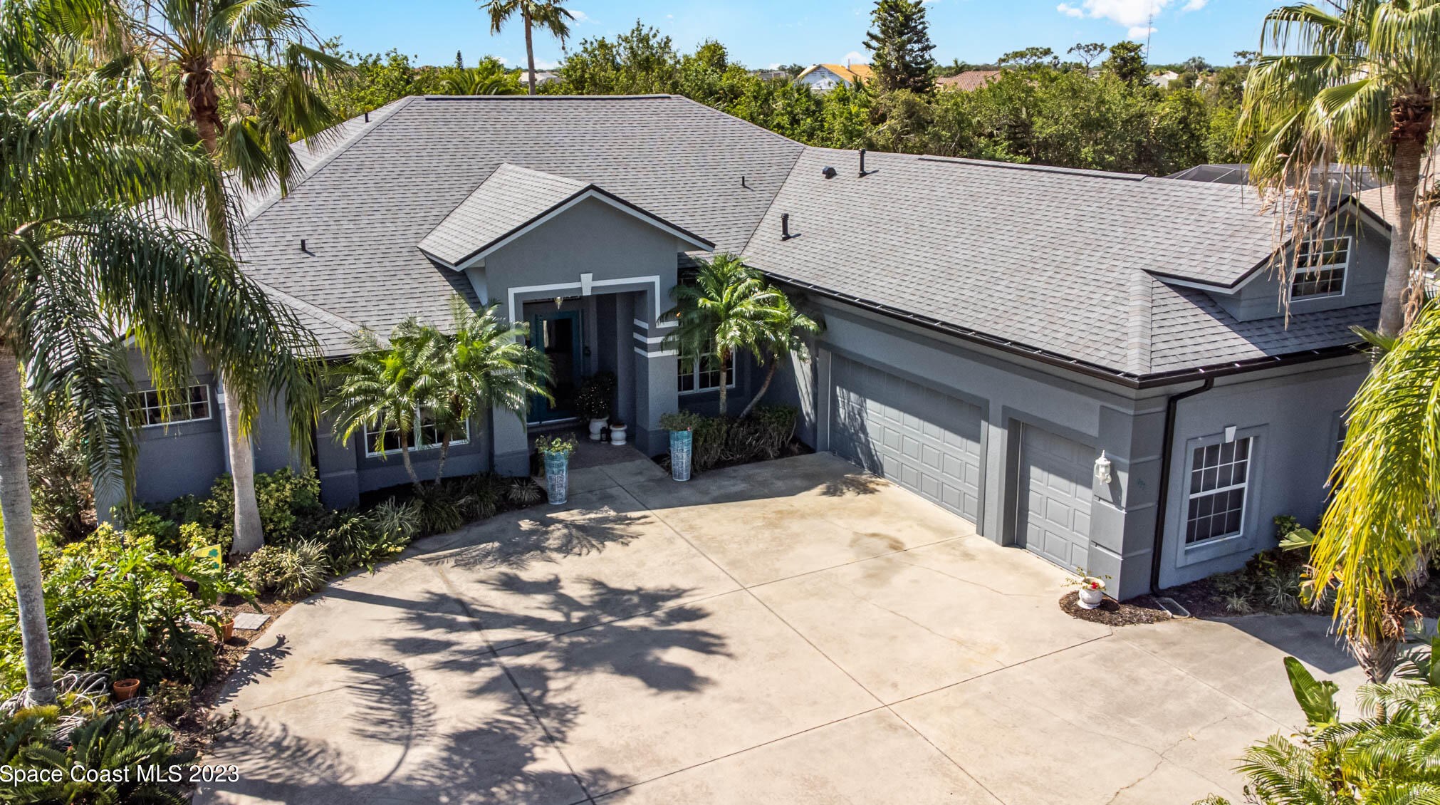 977 Fostoria Dr, Melbourne, FL 32940