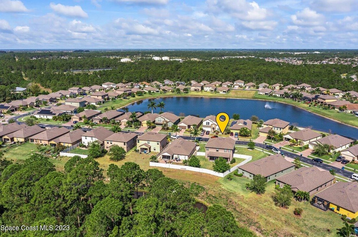 792 Dillard Dr, Melbourne, FL 32909-2365