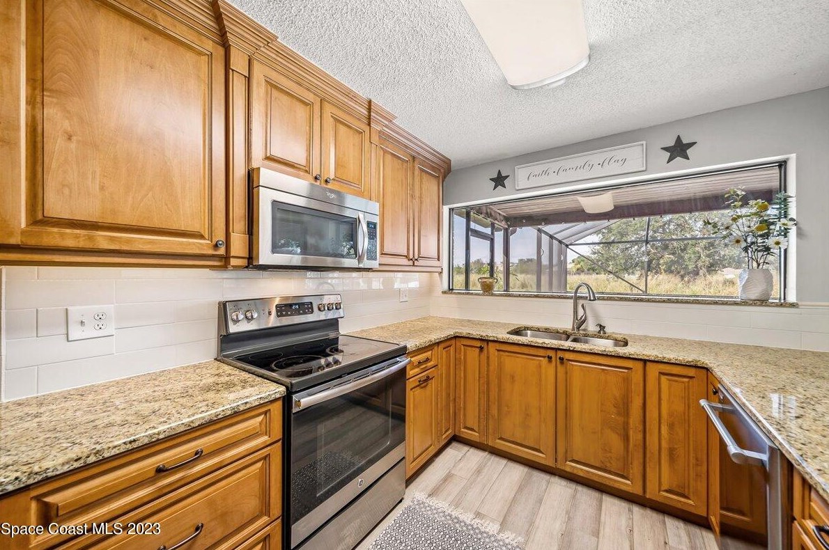 4605 Annette Ct, Merritt Island FL  32953-7970 exterior