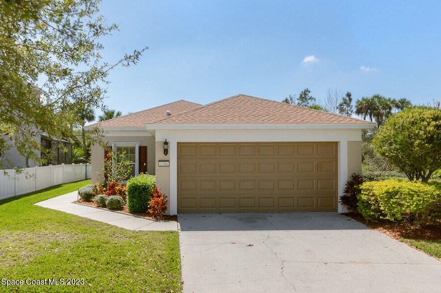 1346 Dittmer Cir, Melbourne, FL 32909-1326