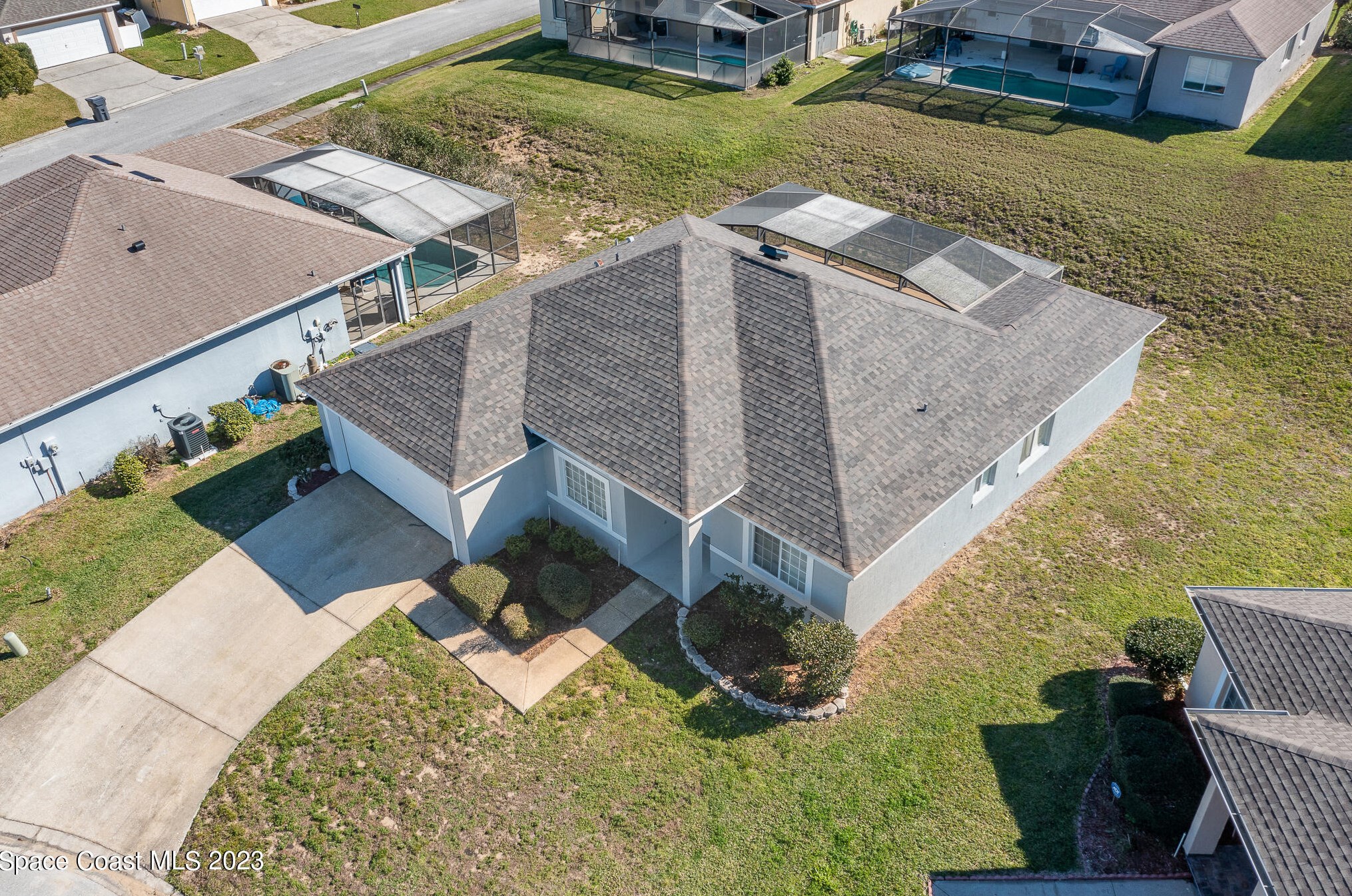 415 Hillcrest Dr, Davenport, FL 33897