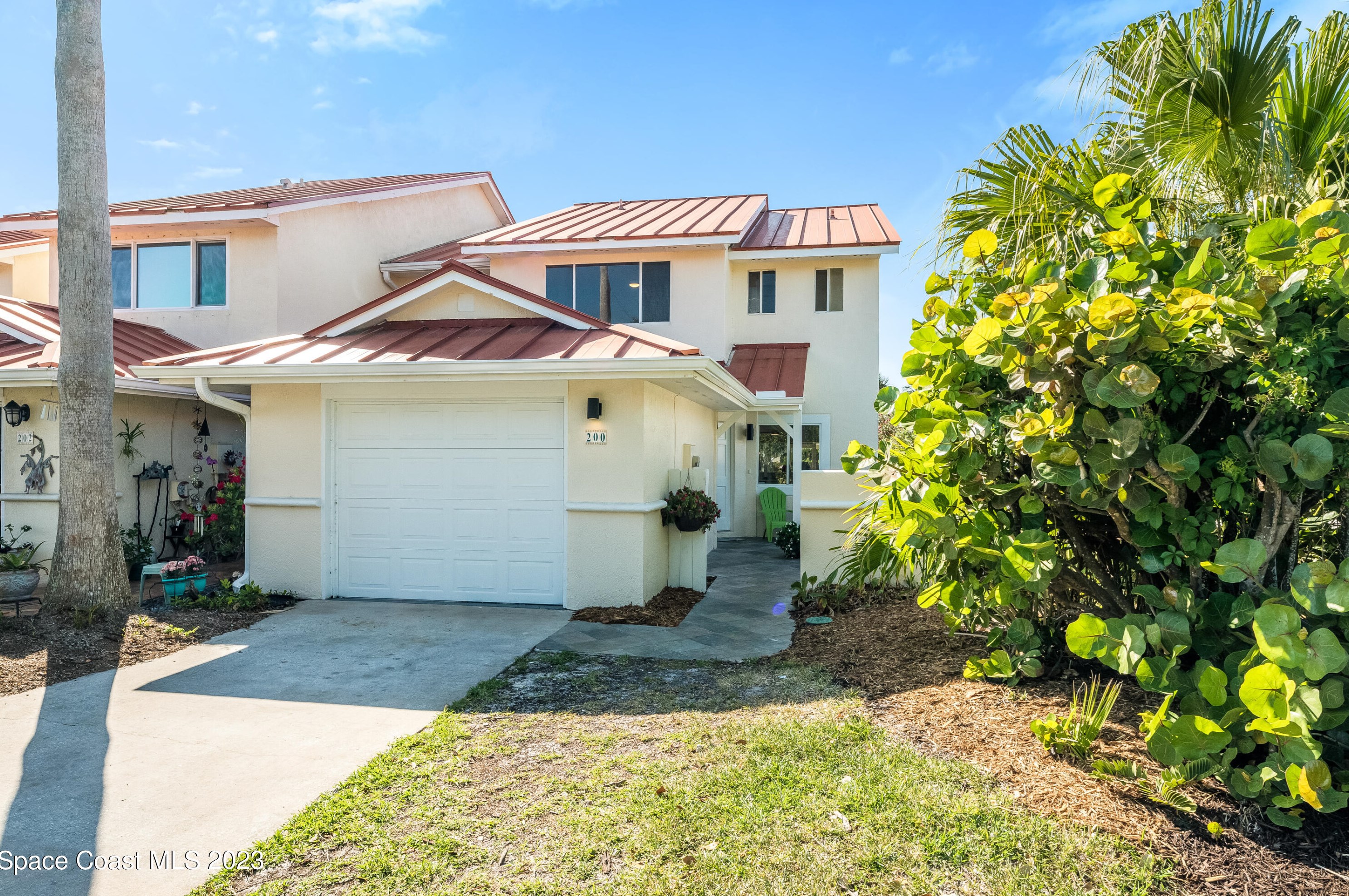 200 Oceanway Dr, Melbourne FL  32951-3321 exterior