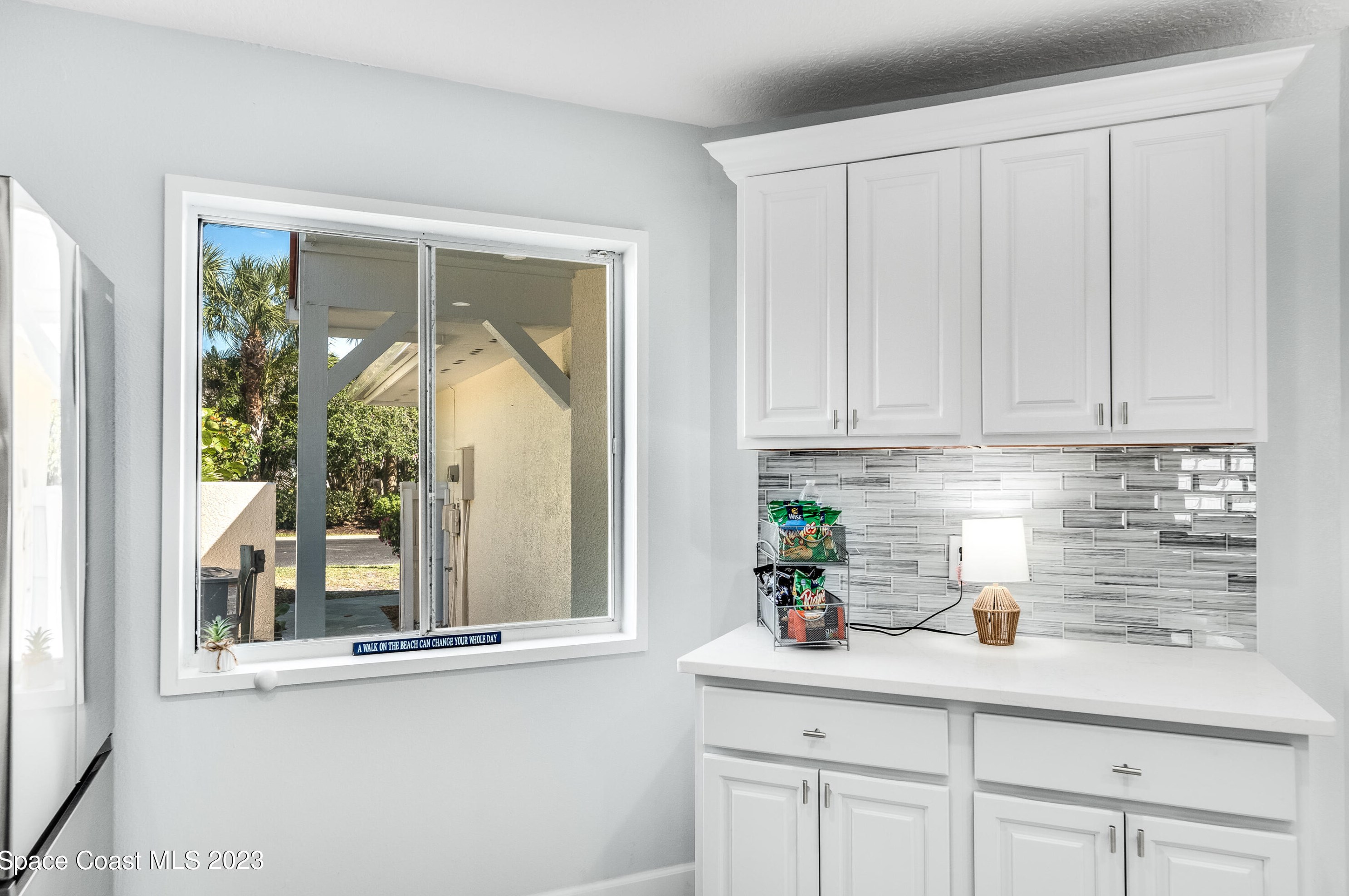 200 Oceanway Dr, Melbourne FL  32951-3321 exterior