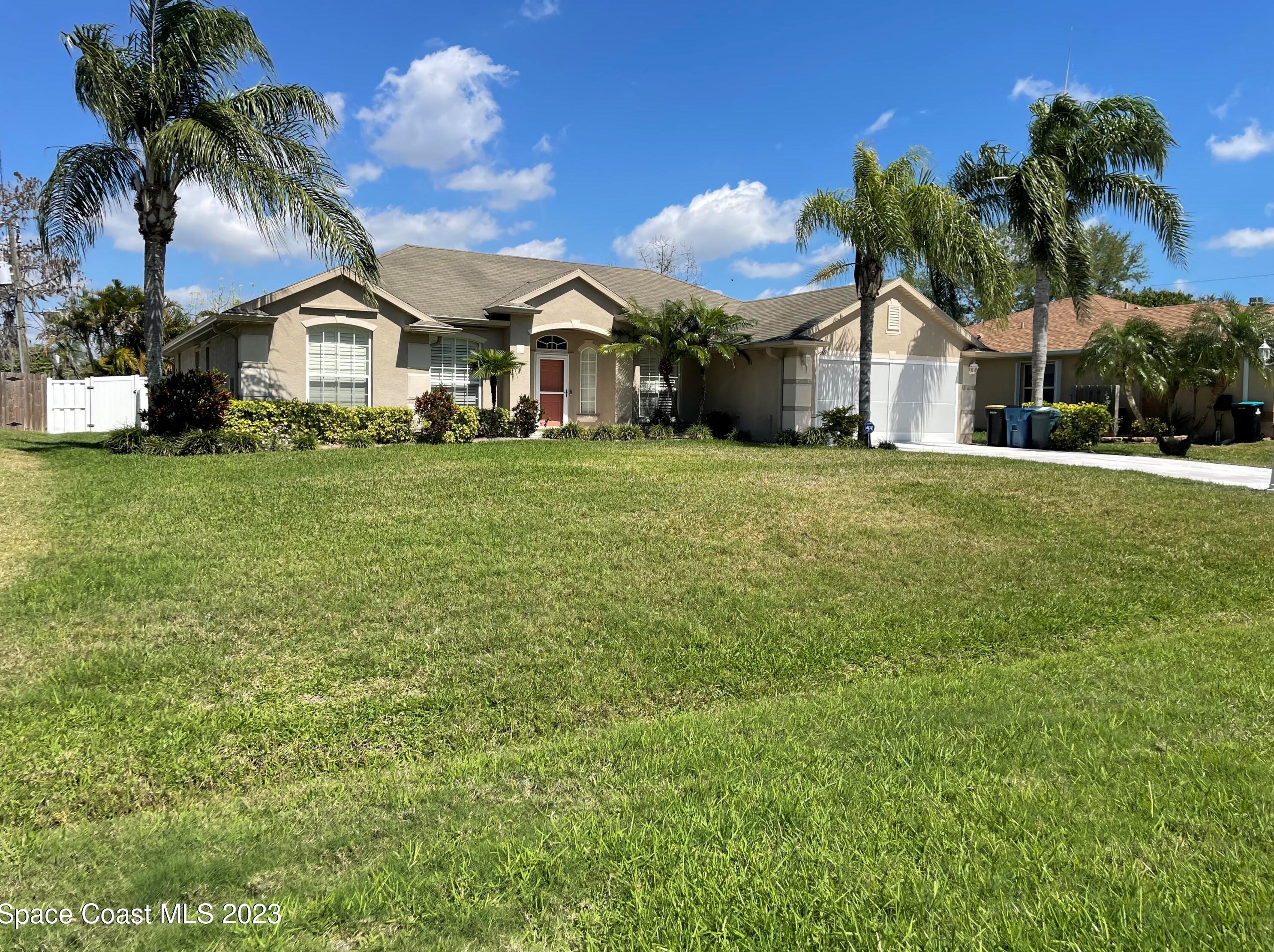 1669 Dozier Cir, Melbourne, FL 32909-6537