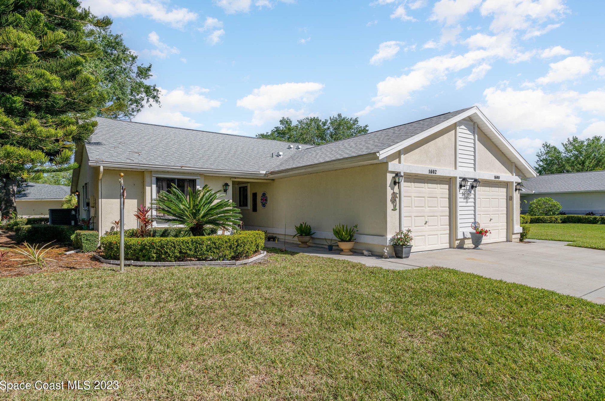 1692 Old Glory Blvd, Melbourne, FL 32940-6717