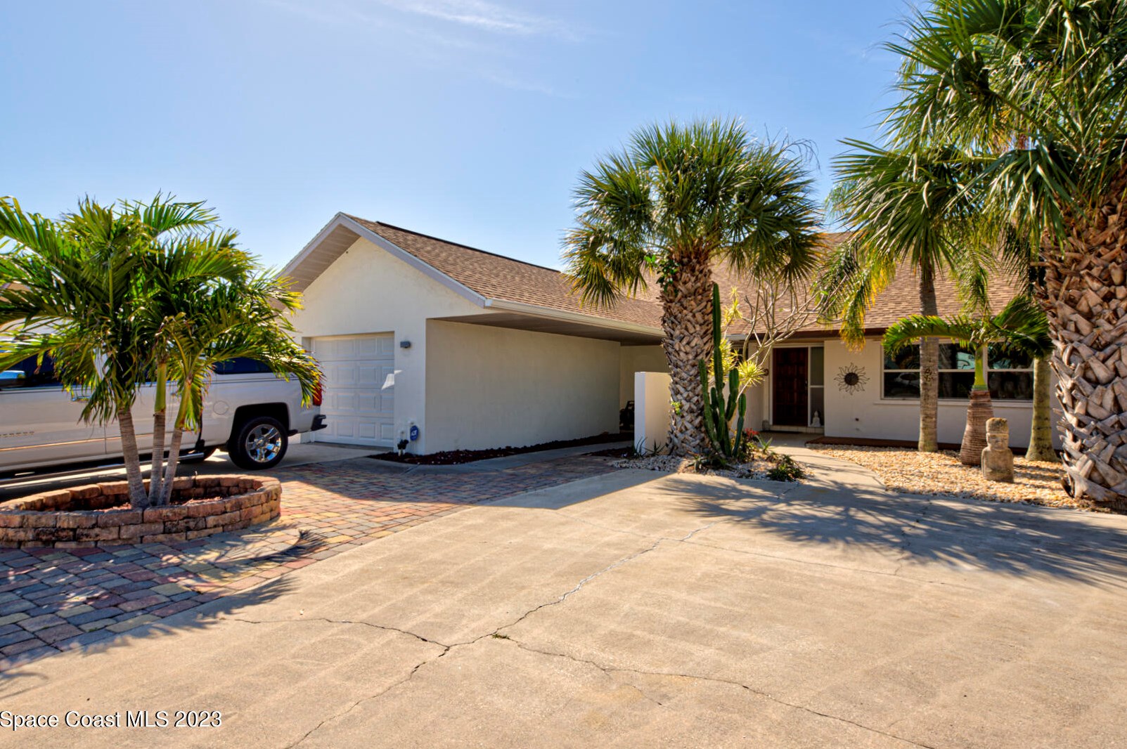 9 Anchor Dr, Melbourne, FL 32937-3537