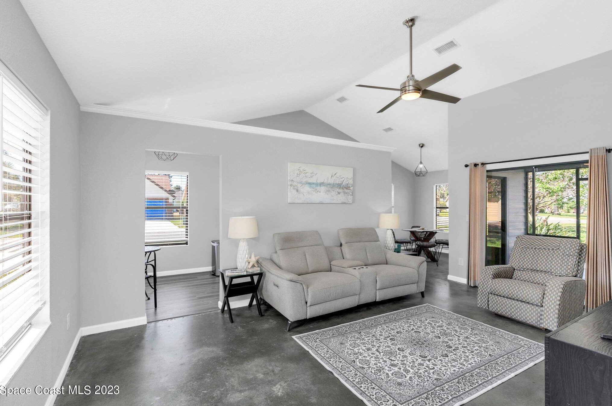 798 Pine Shores Cir, New Smyrna FL  32168-6189 exterior
