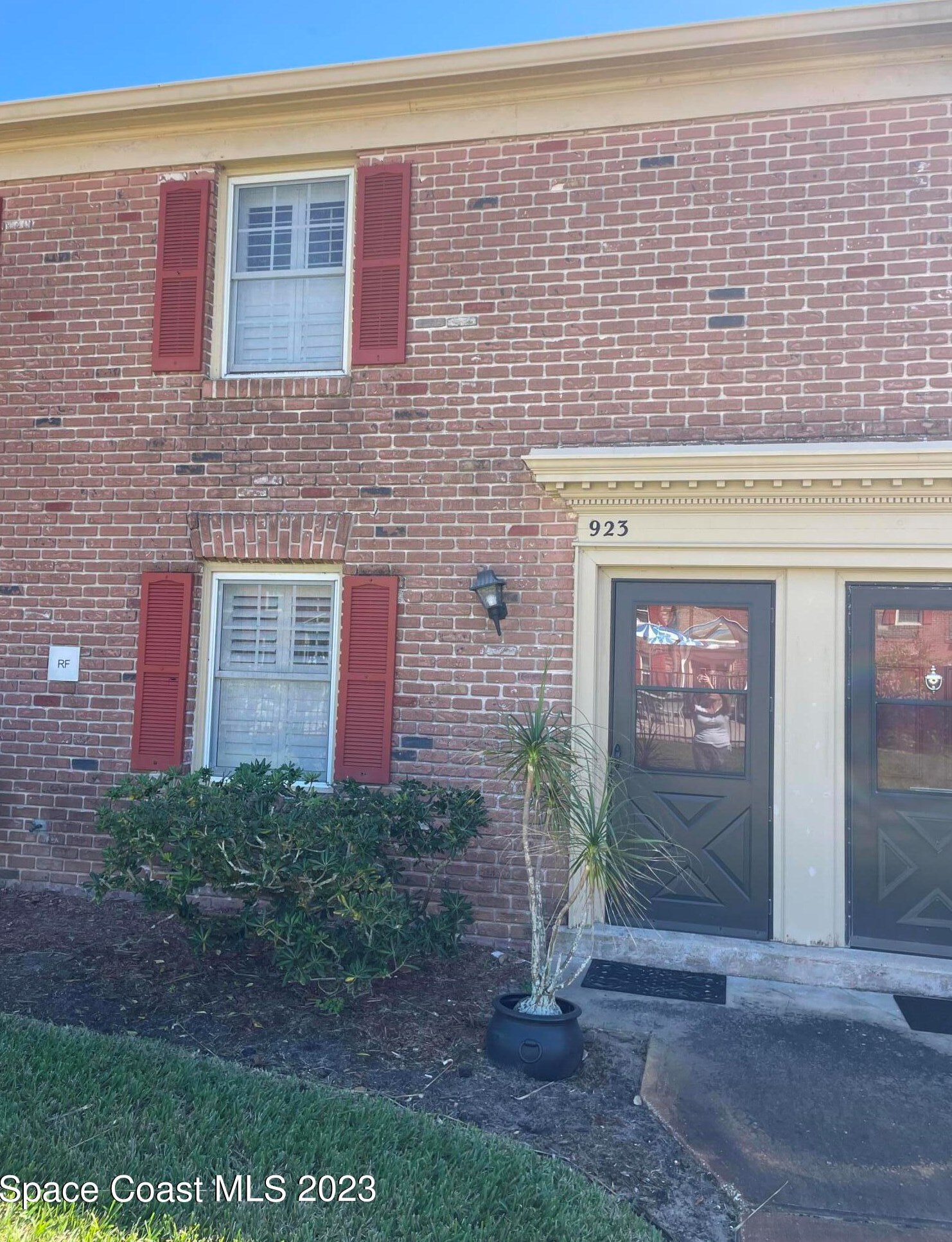923 Jamestown Ave, Melbourne, FL 32937-2616