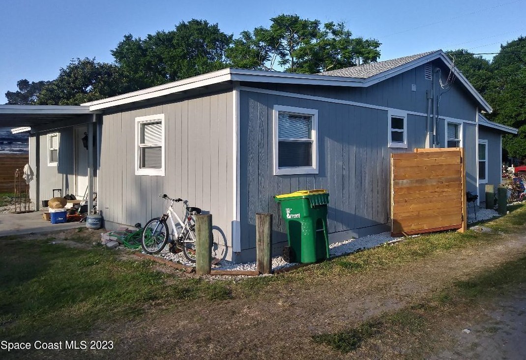 319 Pine Ave, Cocoa, FL 32922