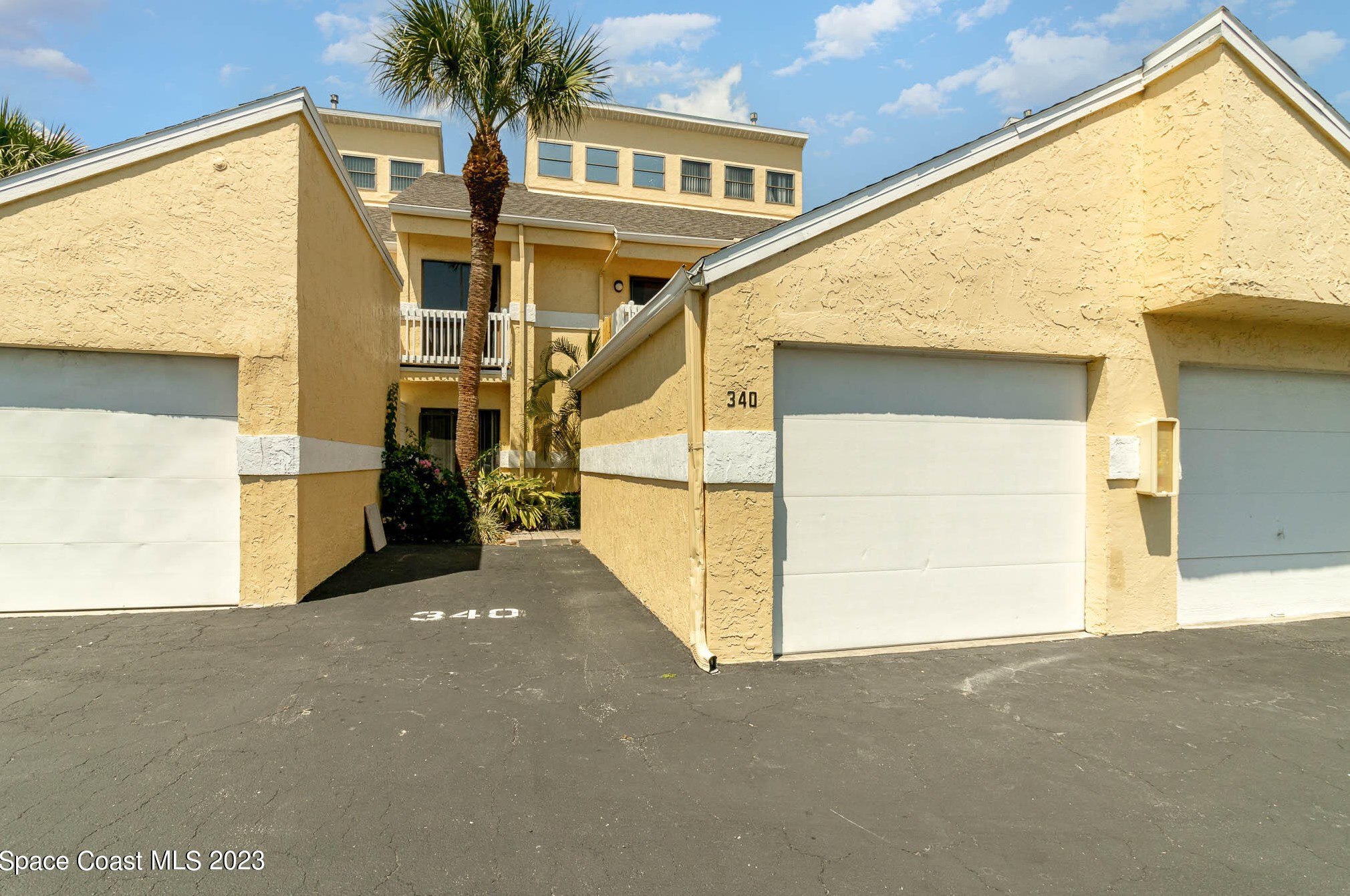 340 Lofts Dr, Melbourne, FL 32940-1851