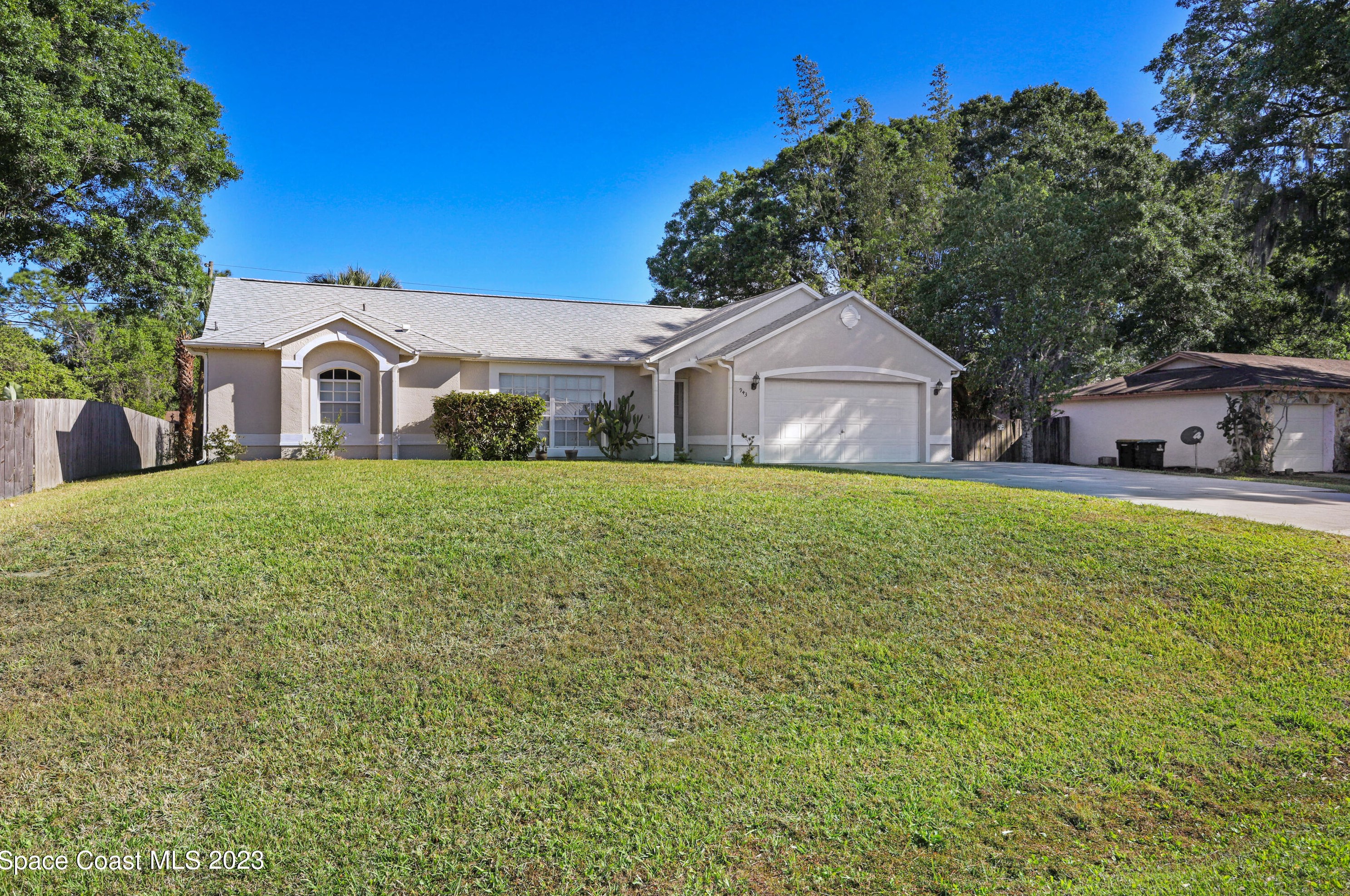 943 Quail St, Melbourne, FL 32909-5216