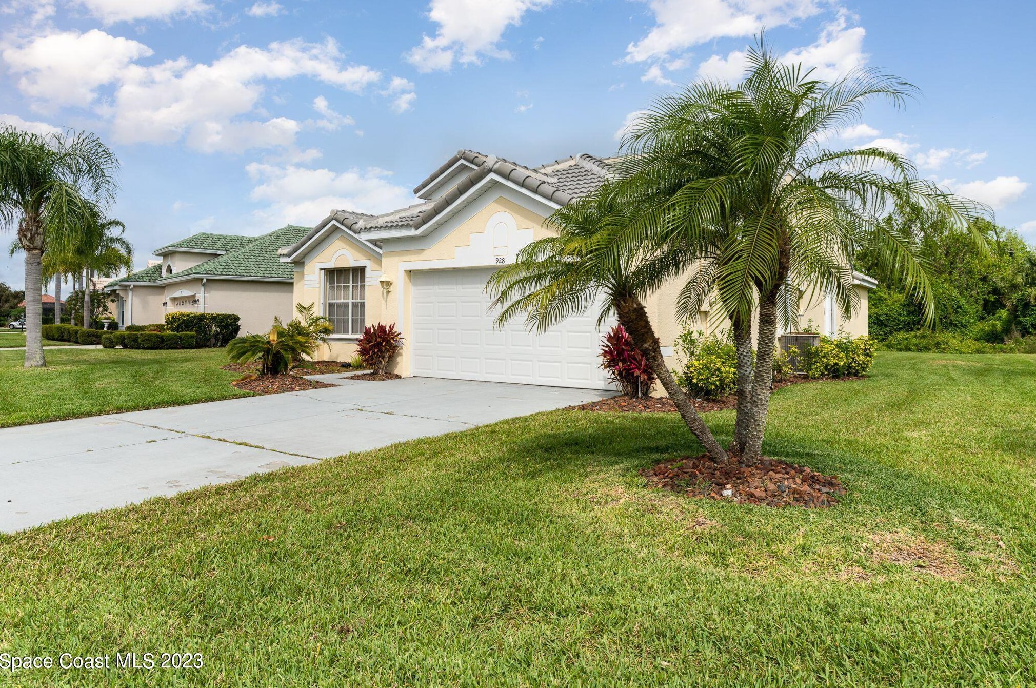 928 Wimbledon Dr, Melbourne, FL 32940-1515