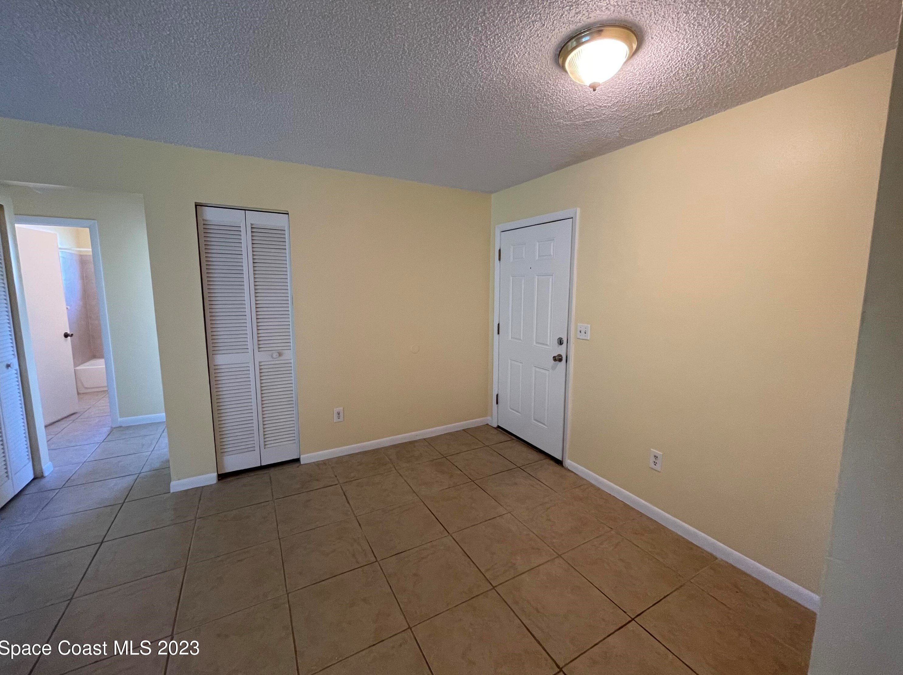 1432 Croftwood Dr, Melbourne, FL 32935