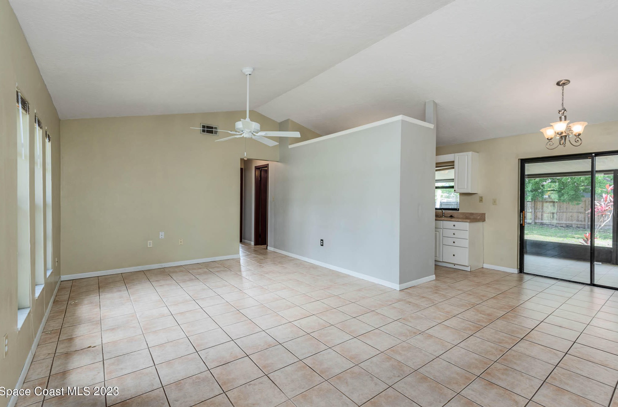 1381 Island Ave, Melbourne, FL 32907-9054