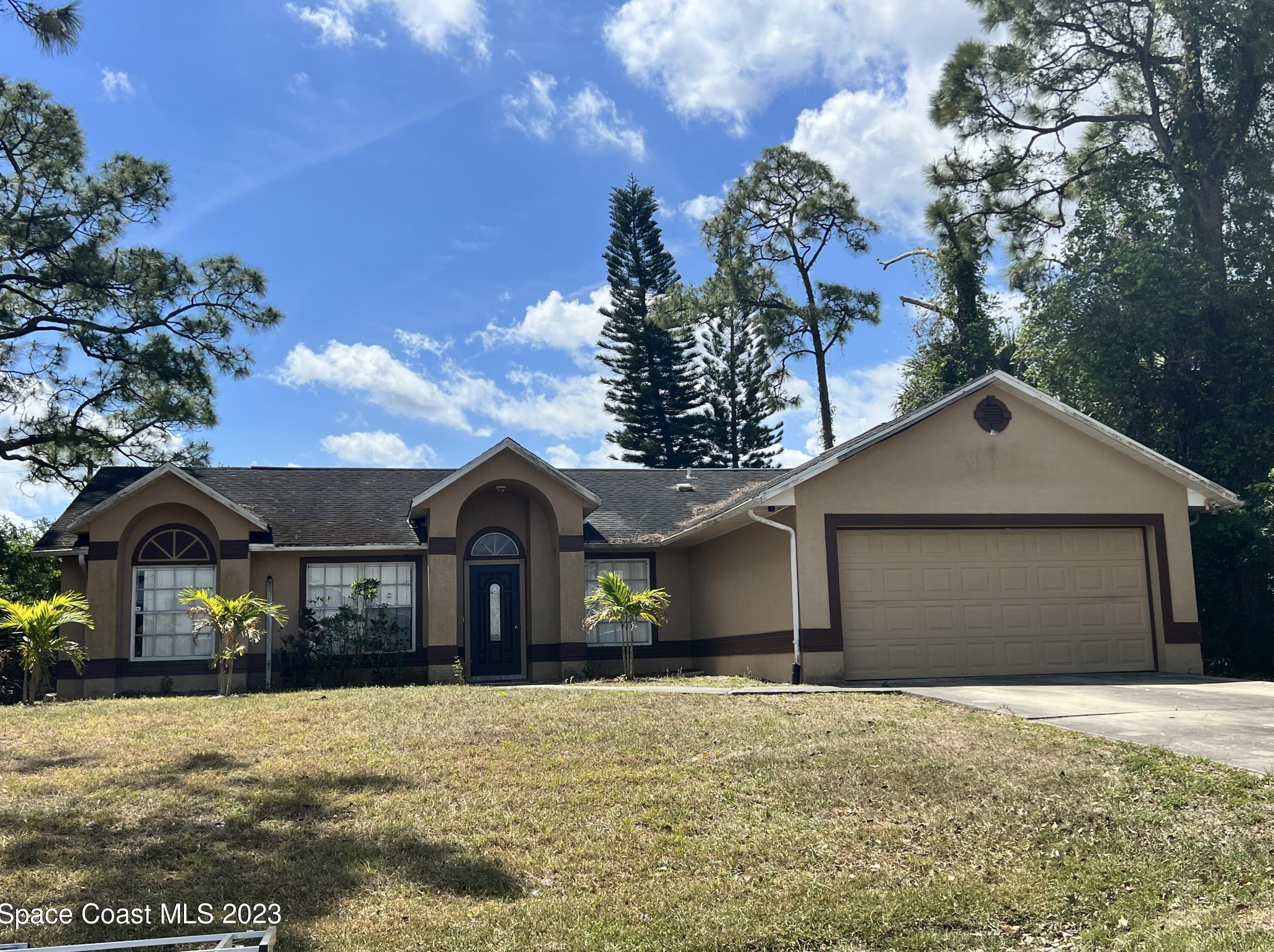 1854 Tamworth St, Melbourne, FL 32907-8519