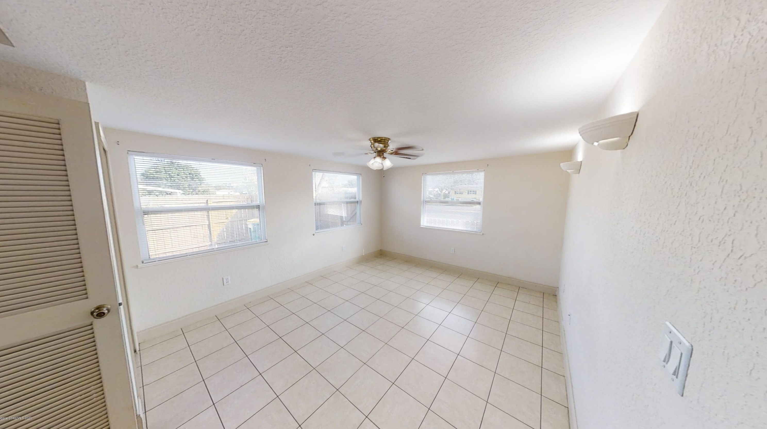2512 Sarno Rd, Melbourne, FL 32935