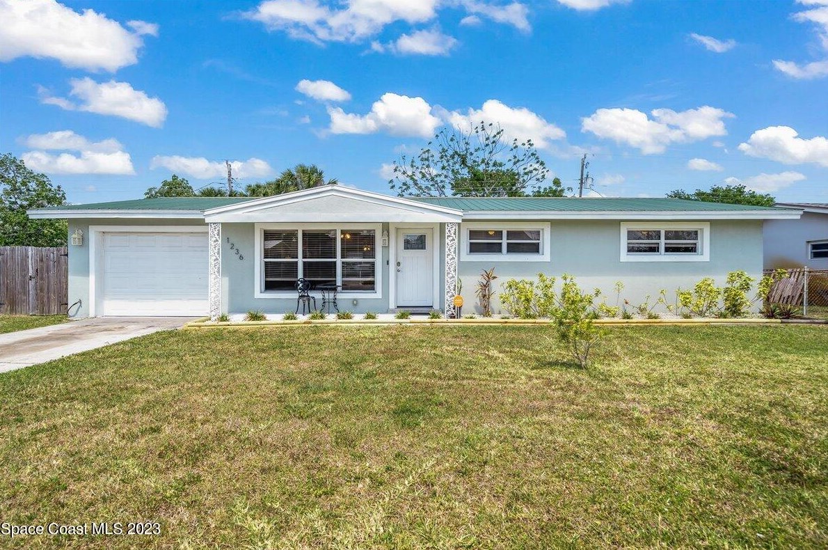 1236 Sunwood Dr, Melbourne, FL 32935-6062