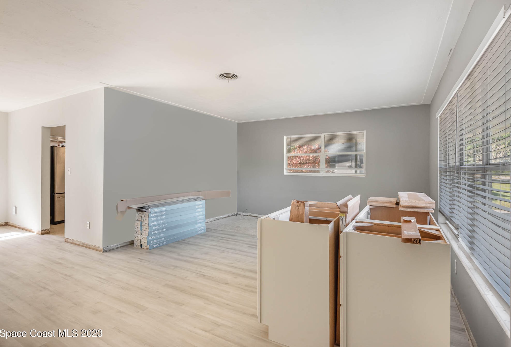 275 Laila Dr, Melbourne, FL 32904-3836