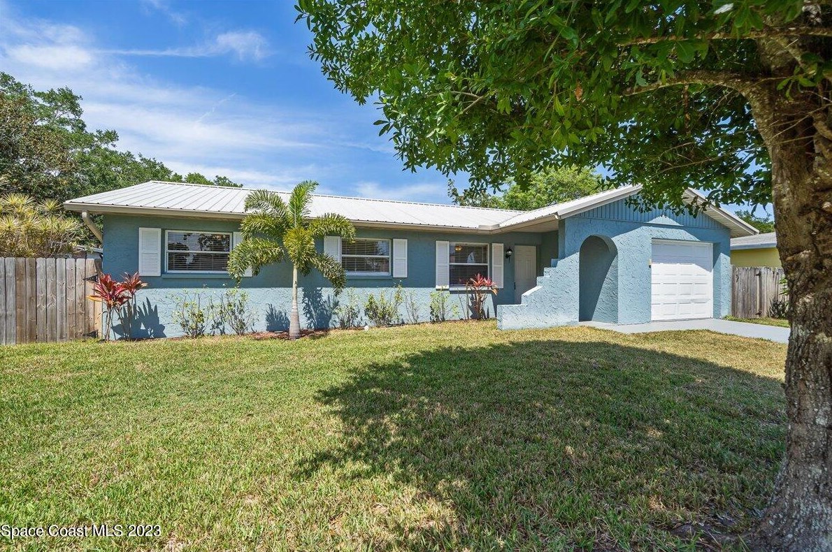 5275 Sutton Ave, Melbourne, FL 32904-5170