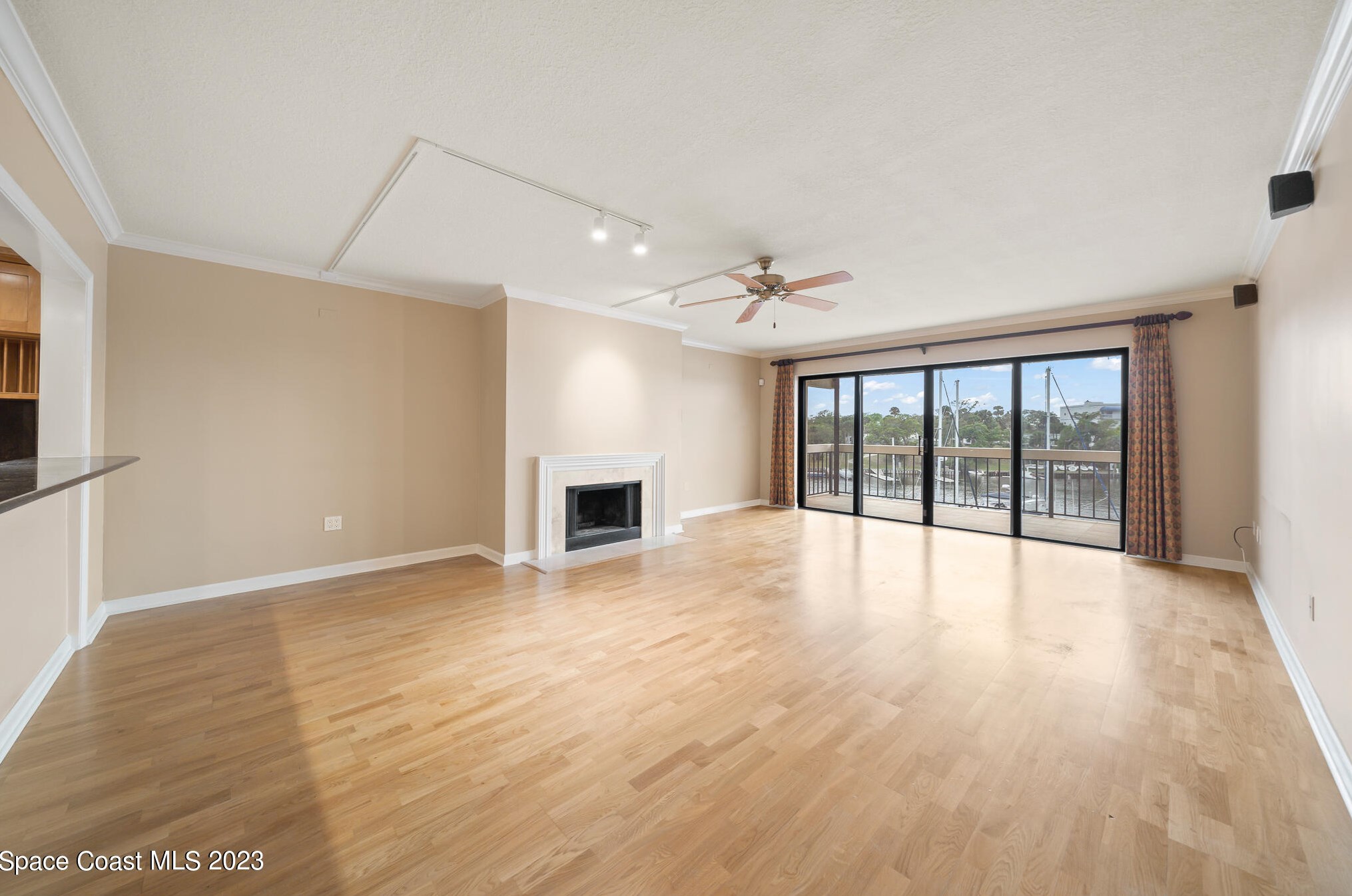 2220 Front St #303, Melbourne, FL 32901