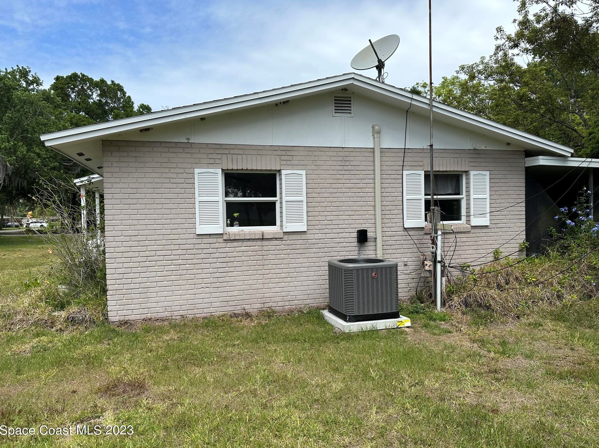 5995 Palm St, Mims, FL 32754