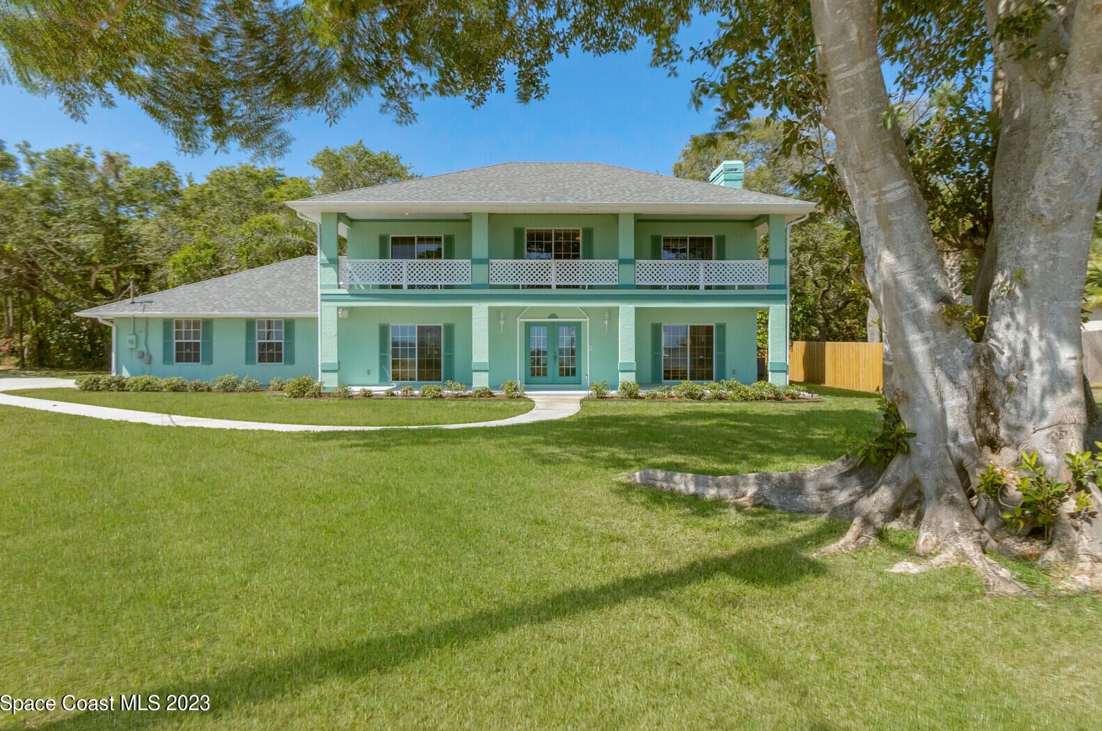 100 Woods South Dr, Merritt Island, FL 32952