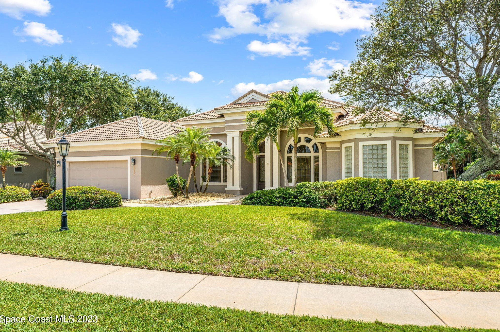 423 Flanders Dr, Melbourne, FL 32903-4039