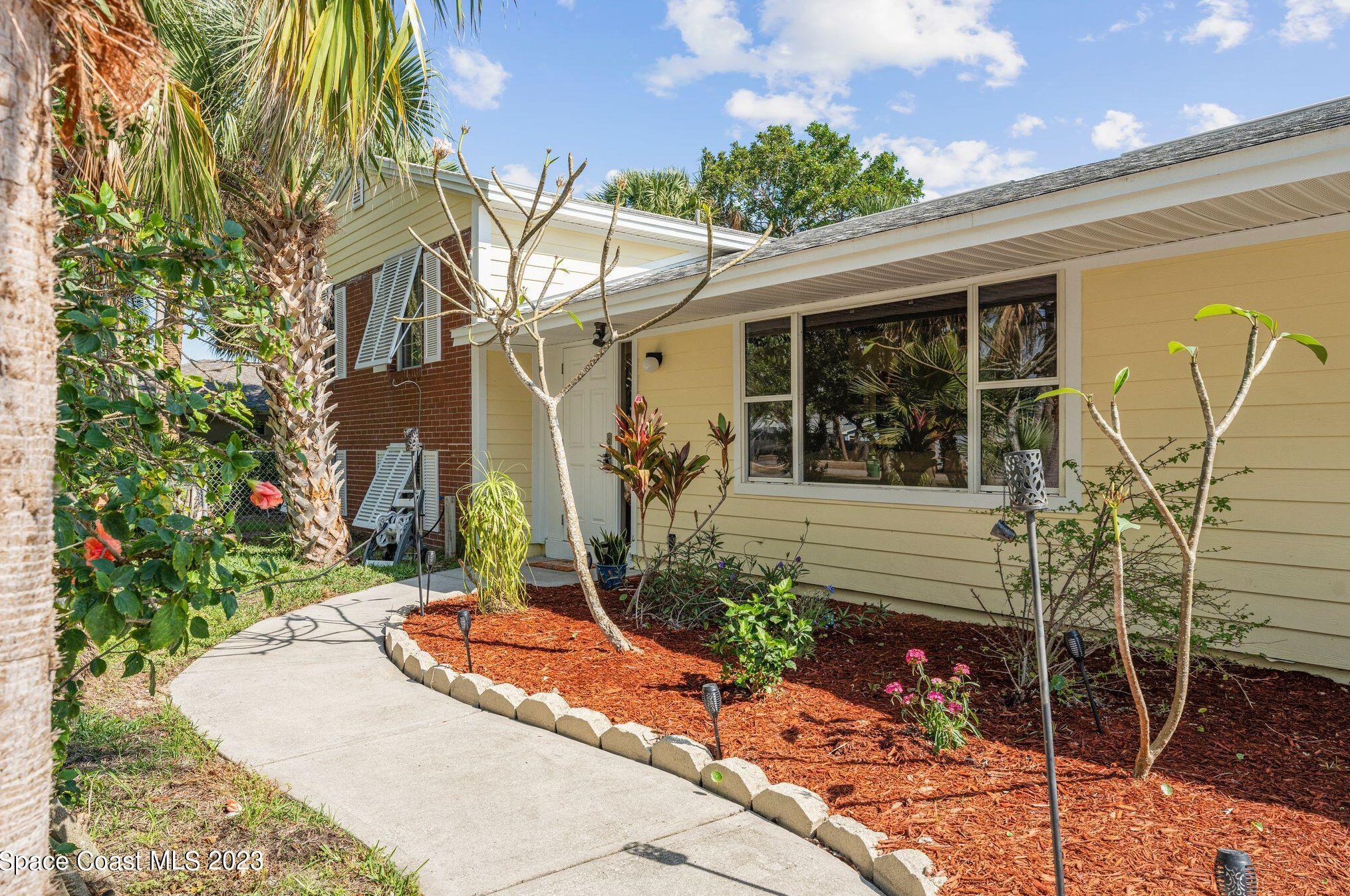 2007 Oak St, Melbourne, FL 32901-5929