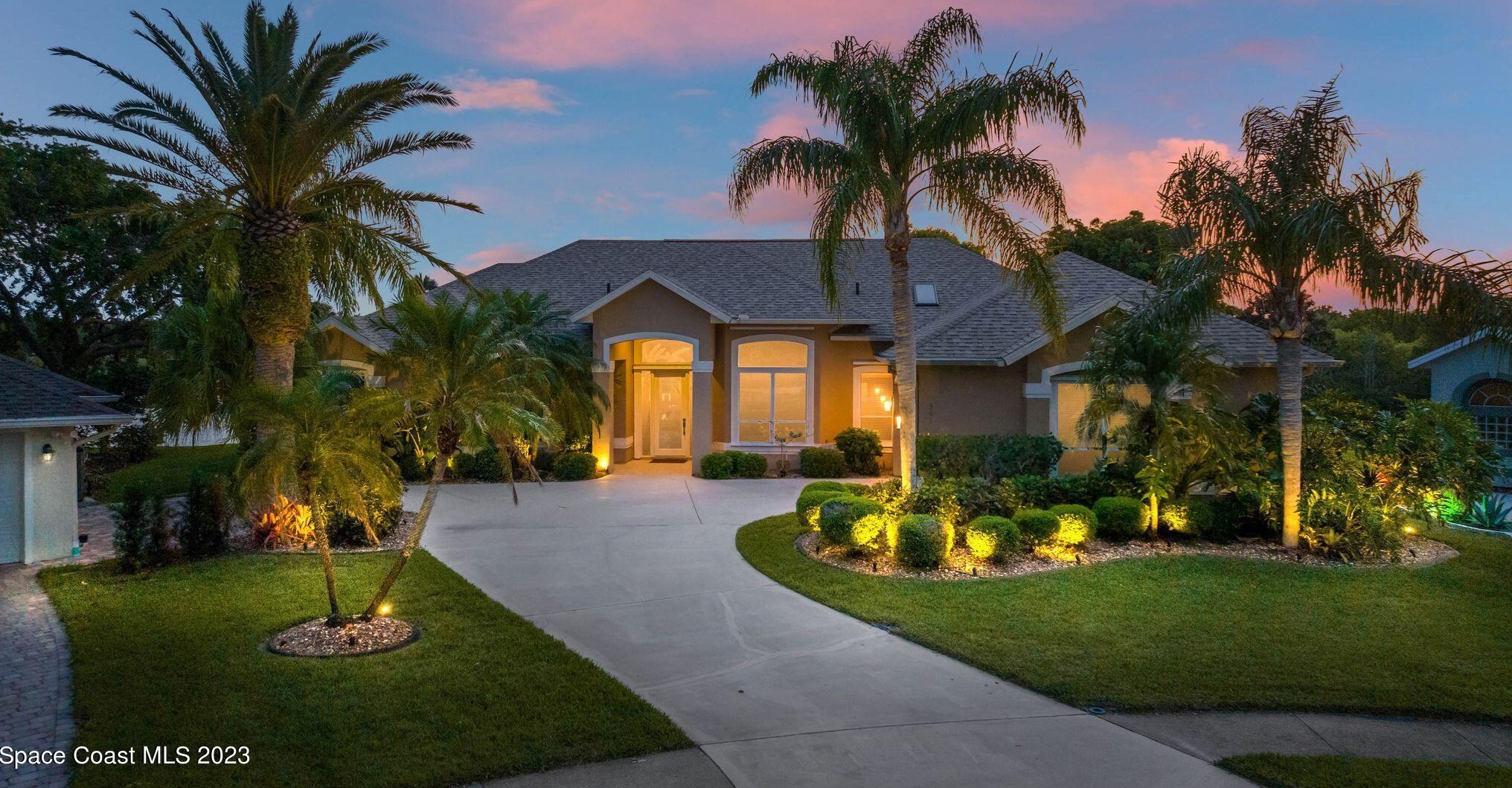 302 Sandhurst Dr, Melbourne, FL 32940