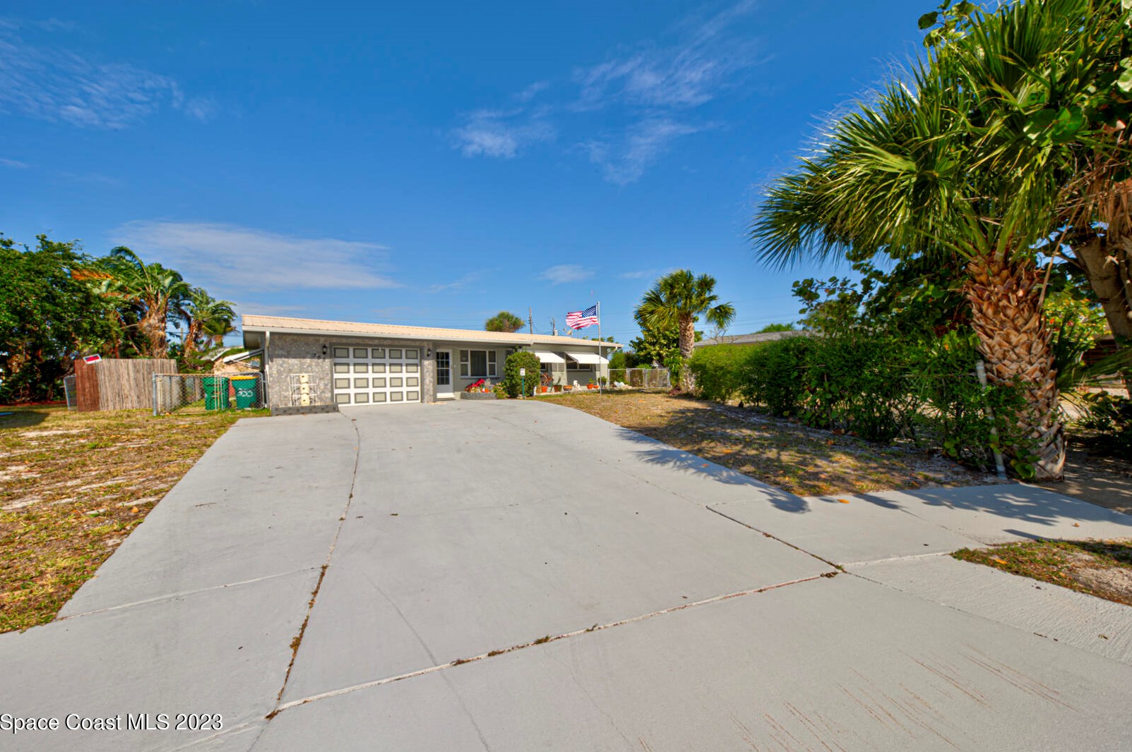 355 Sarong Cir, Merritt Island, FL 32952-5851