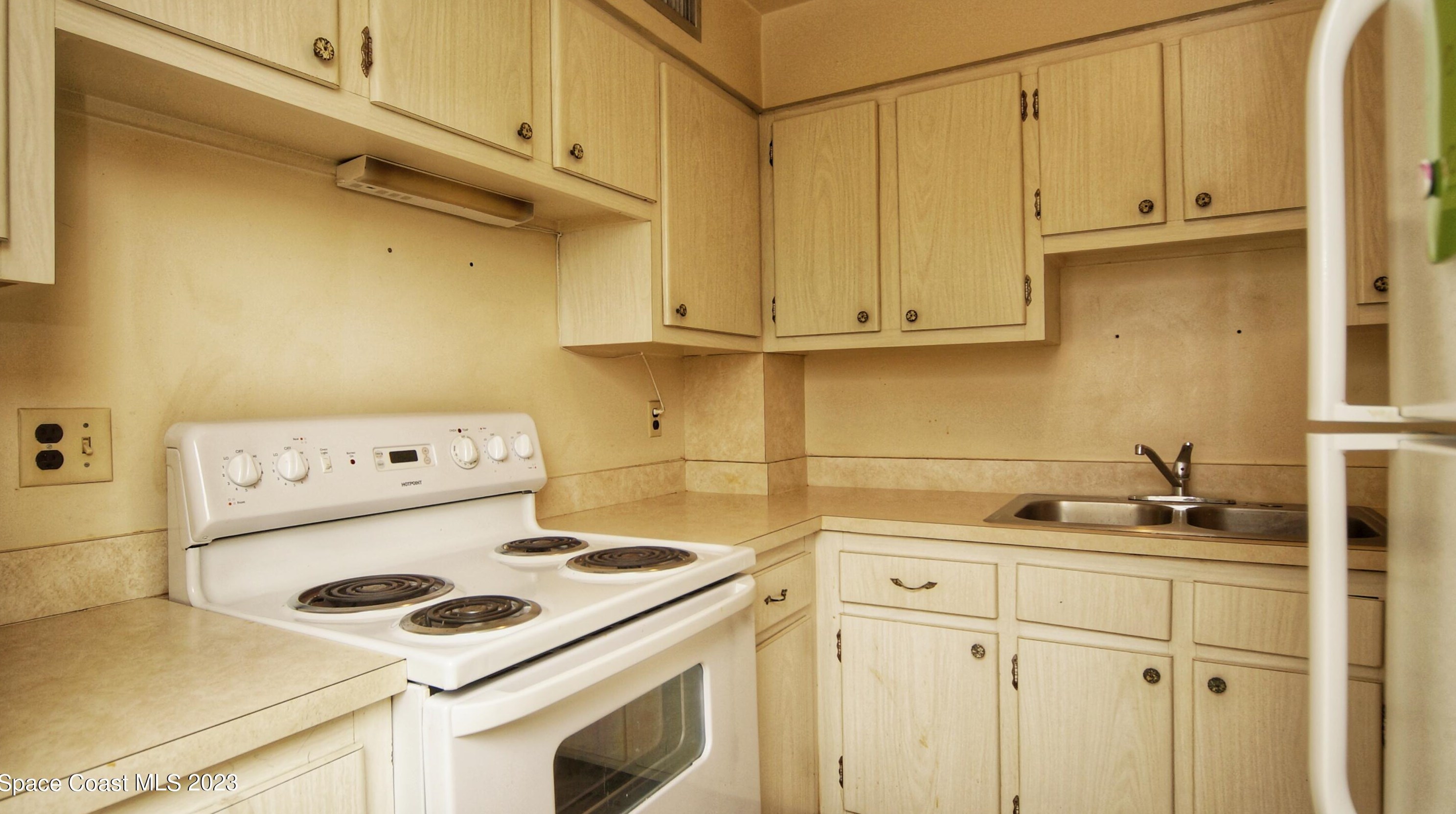 110 Mutiny Ln #b4-203, Merritt Island, FL 32952
