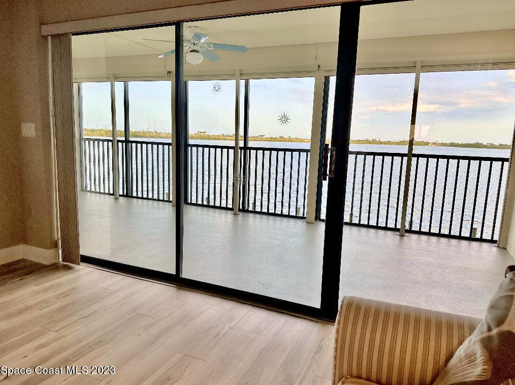 250 S Sykes Creek Pkwy #202, Merritt Island, FL 32952