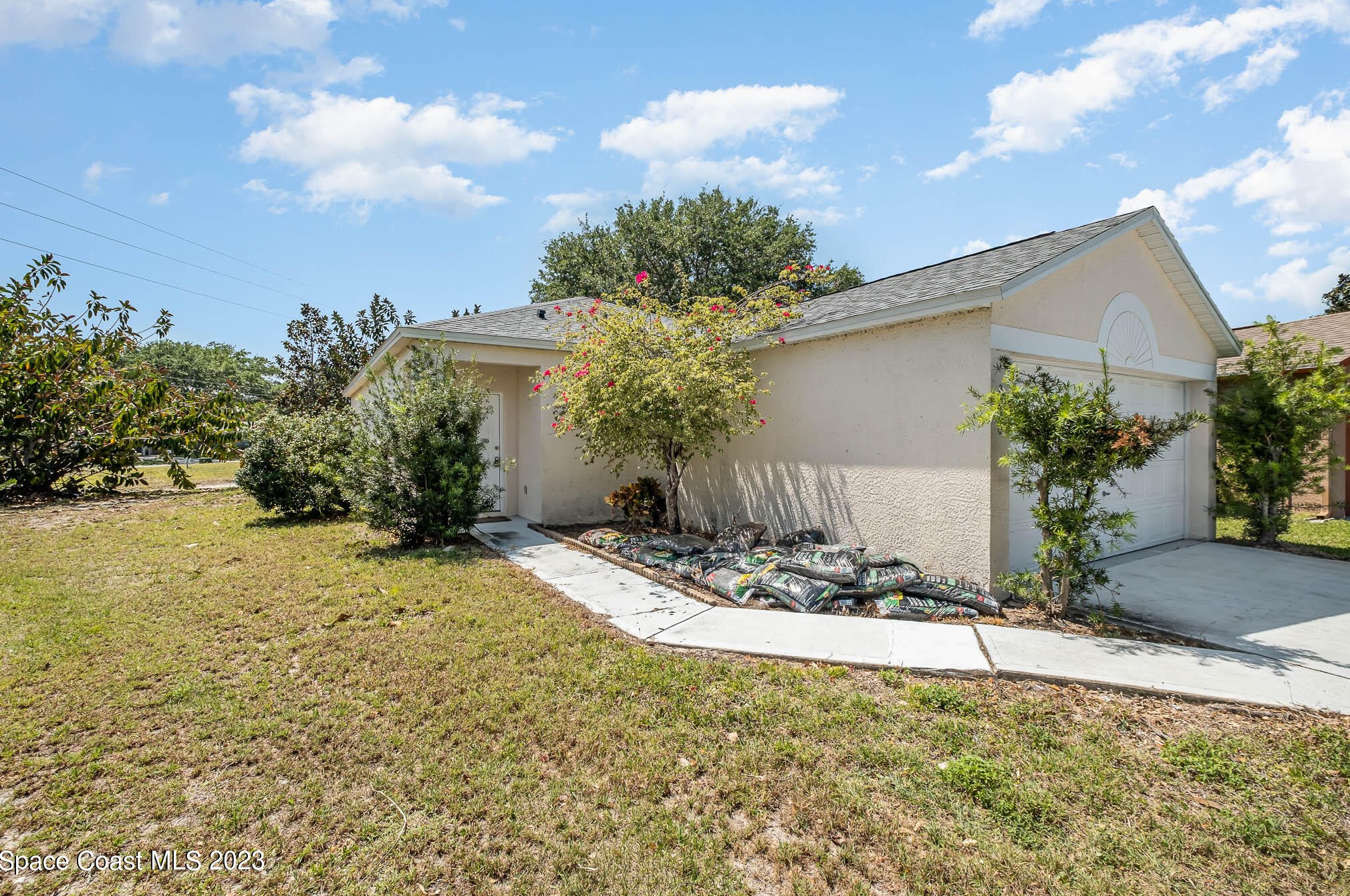 2220 Twilight Cir, Melbourne, FL 32935